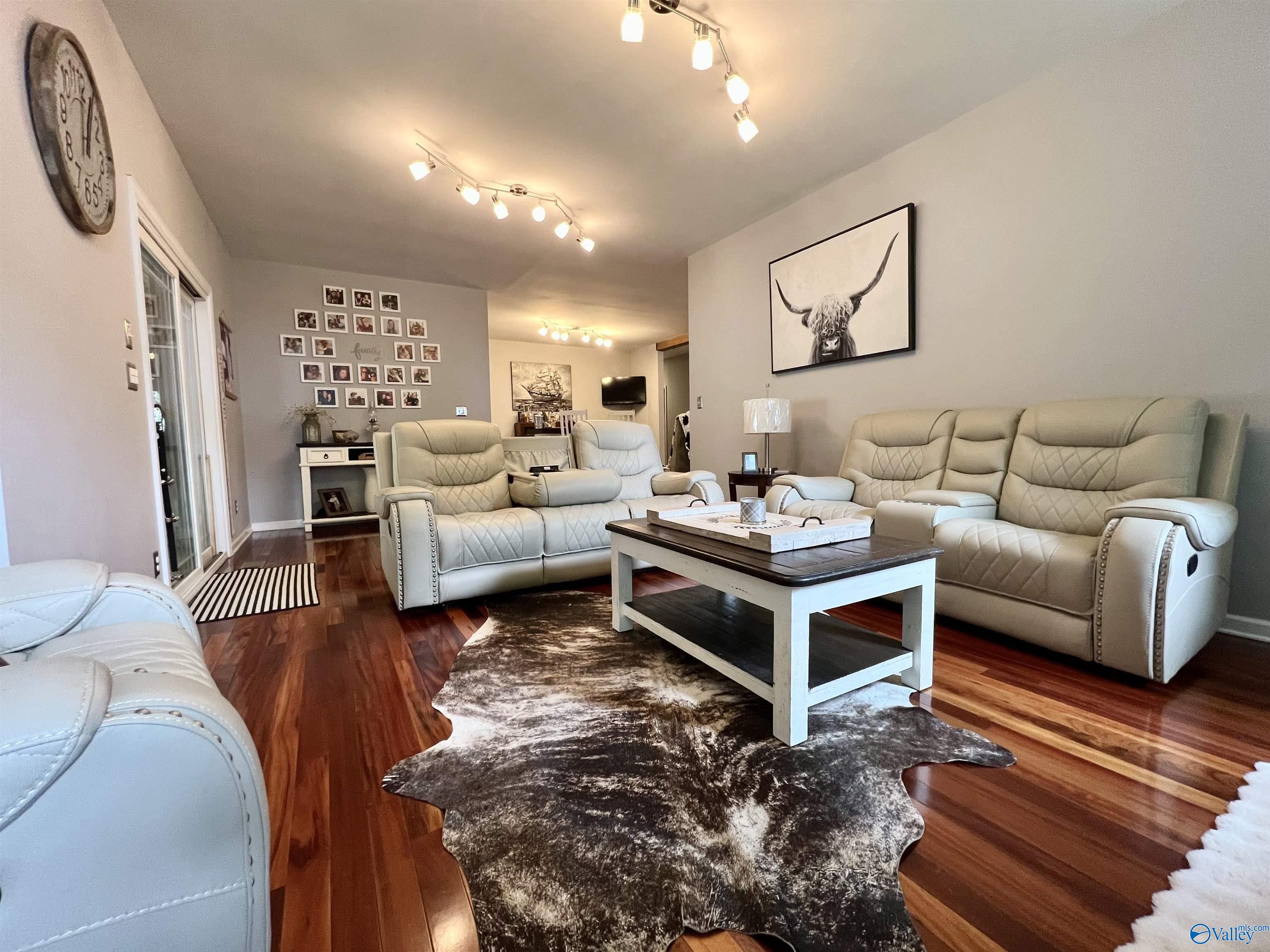 158 Dry Creek Cove Circle