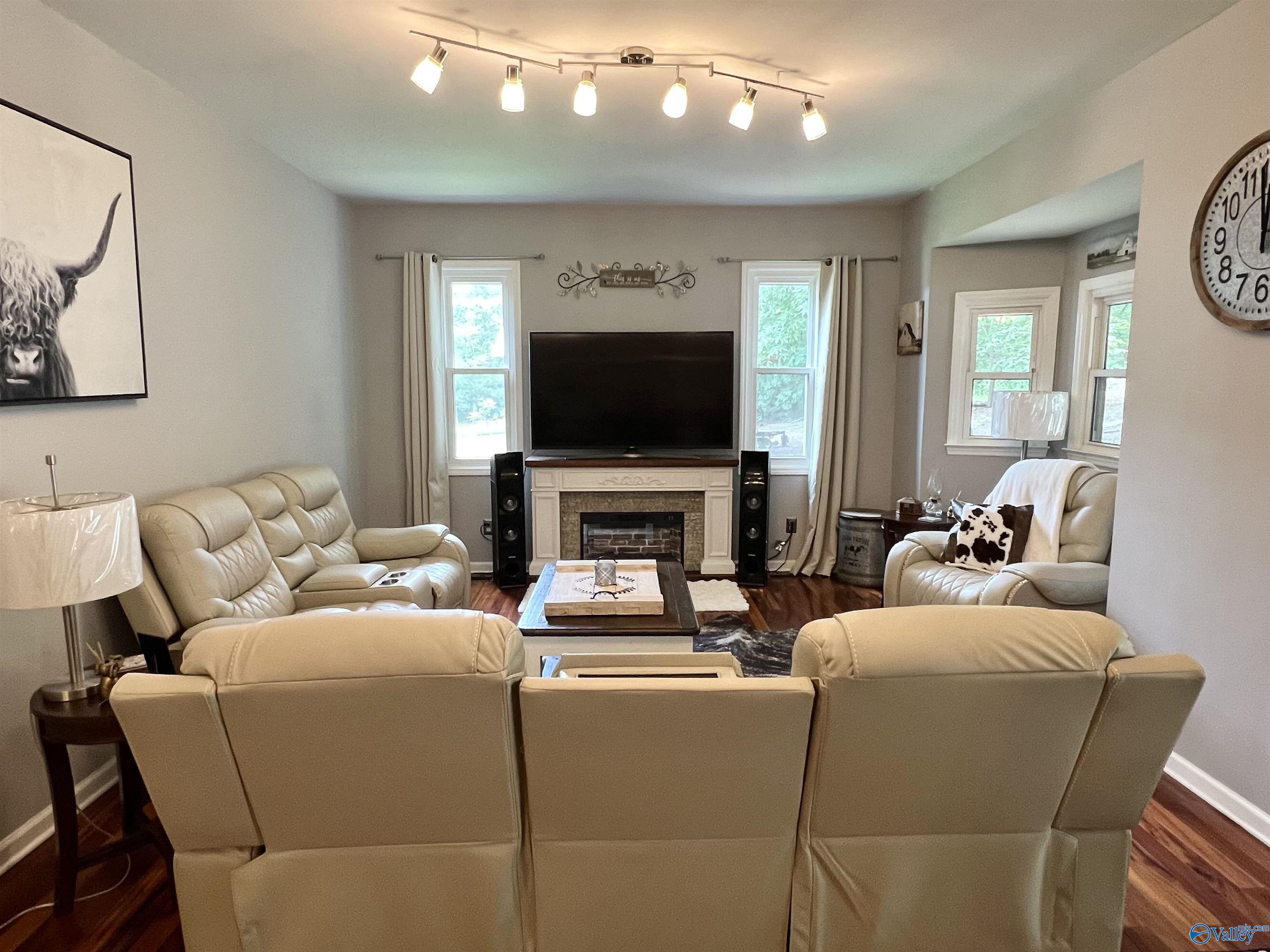 158 Dry Creek Cove Circle