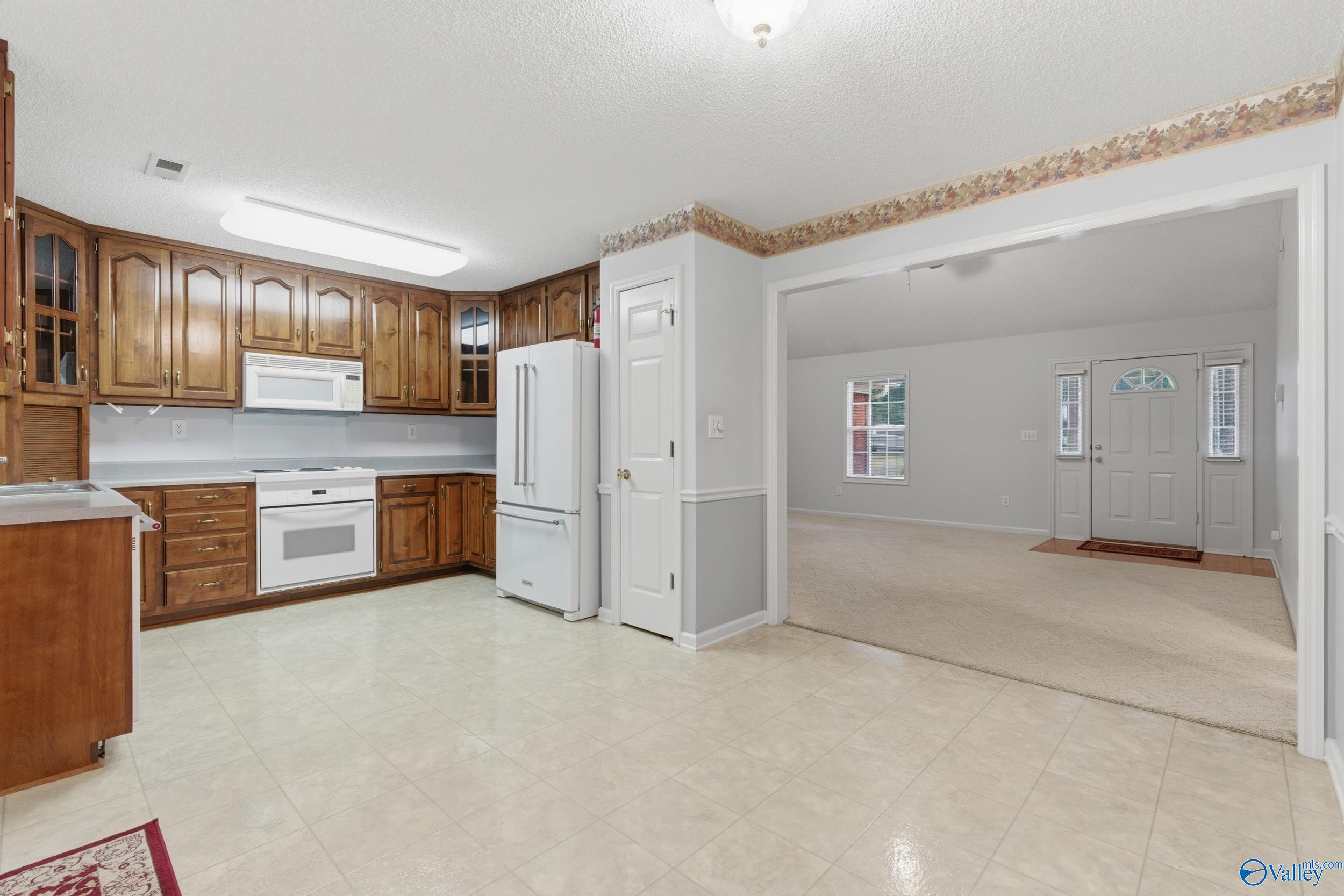 112 Val Sapra Circle