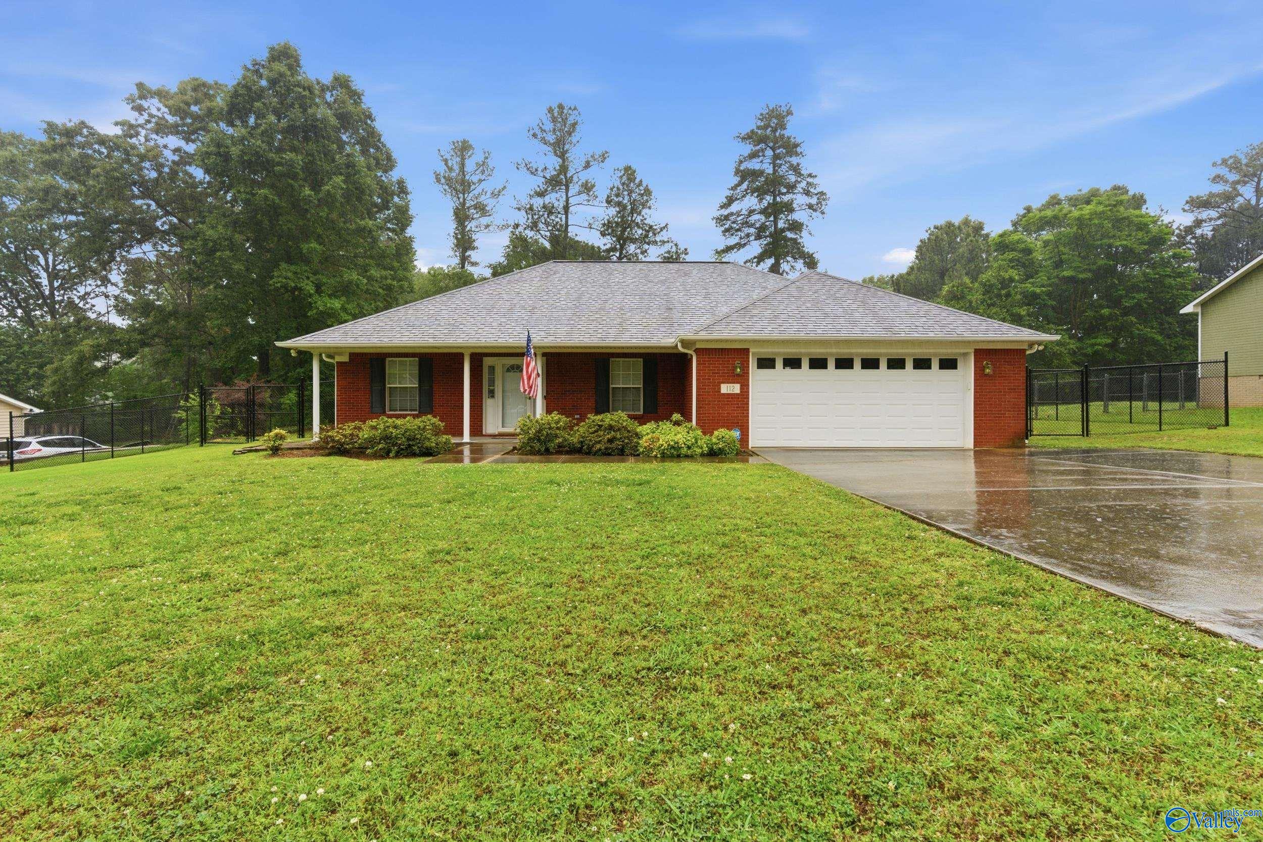 112 Val Sapra Circle