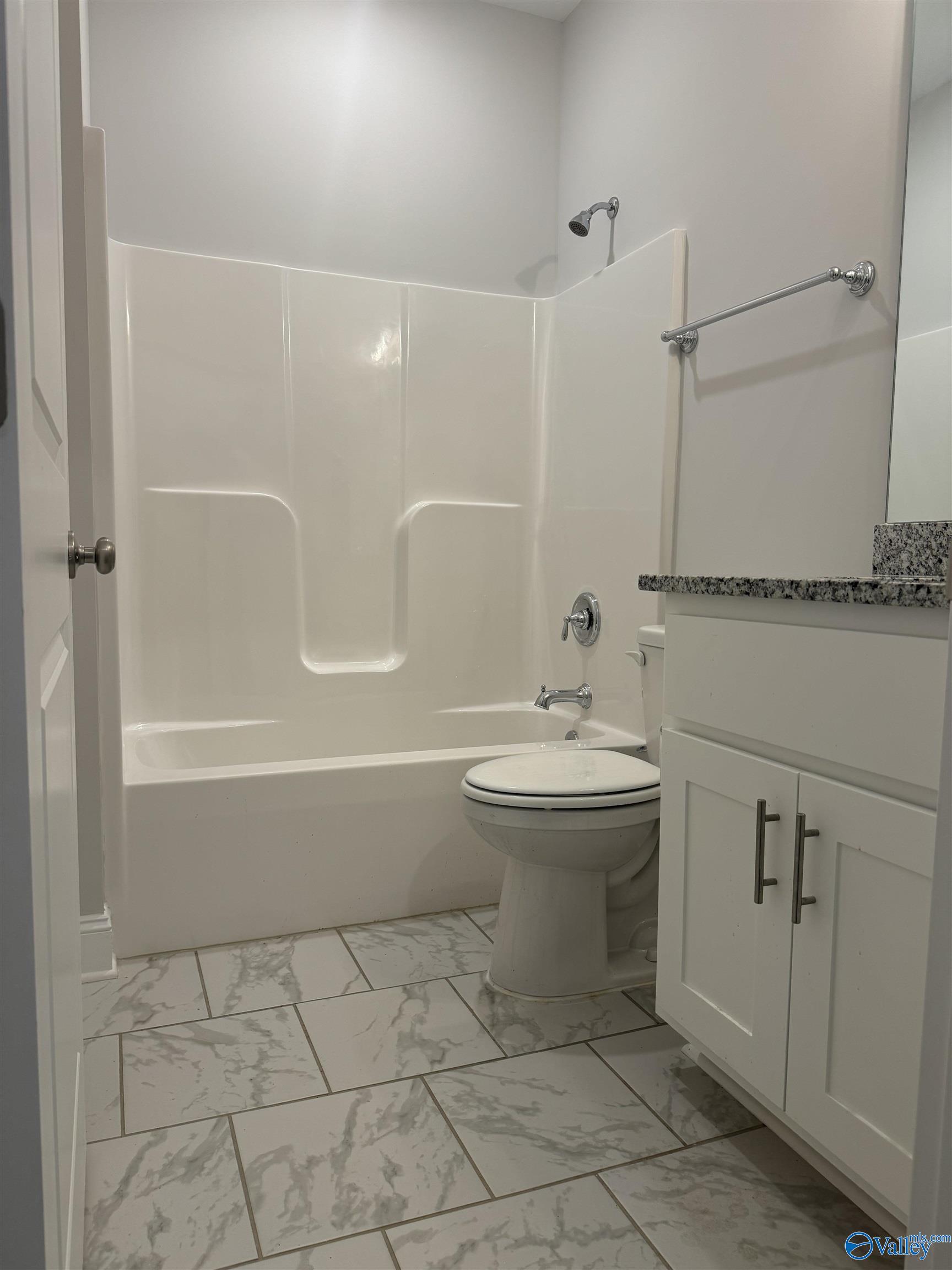 106 Atkinson Alley