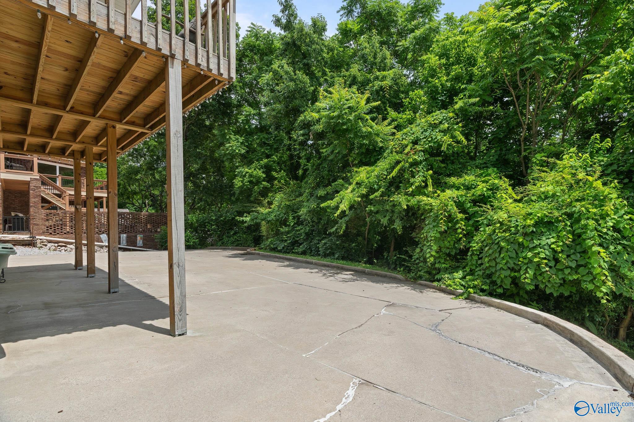 1728 Alm Drive