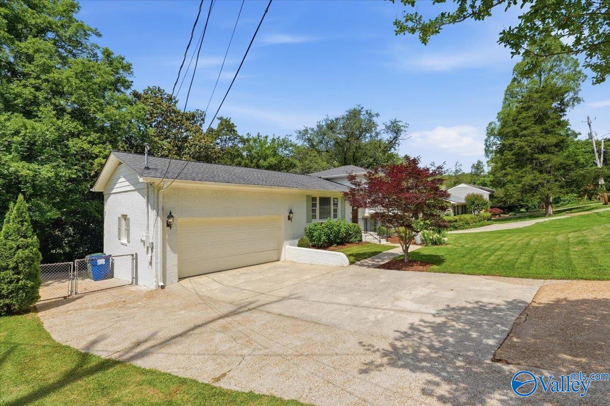 2806 Briarwood Drive SE