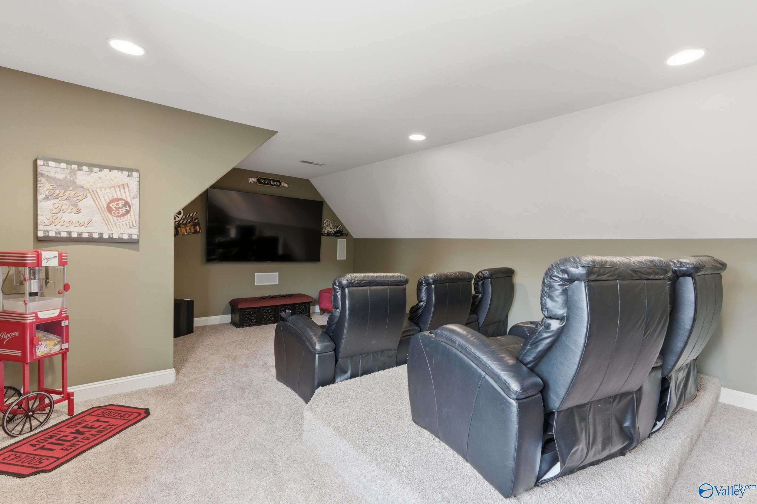 125 Foxfield Drive