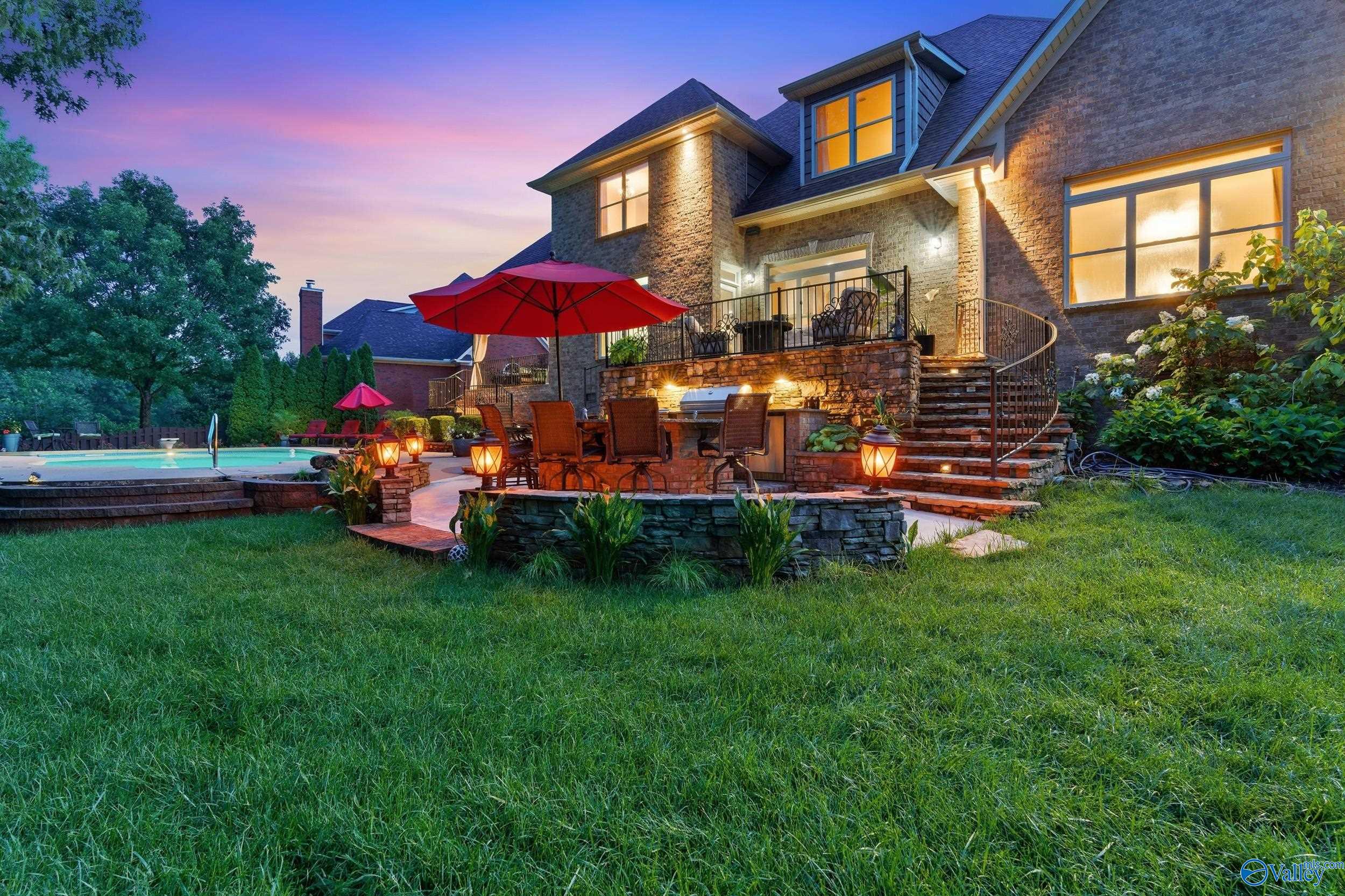 125 Foxfield Drive