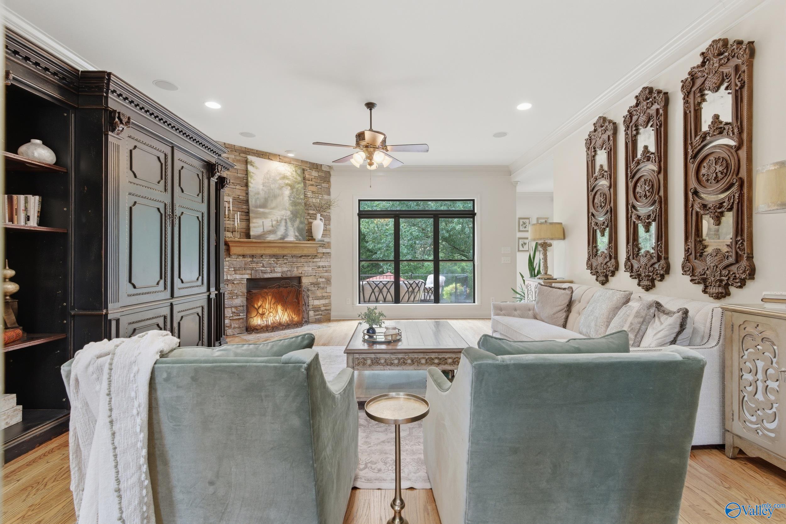 125 Foxfield Drive