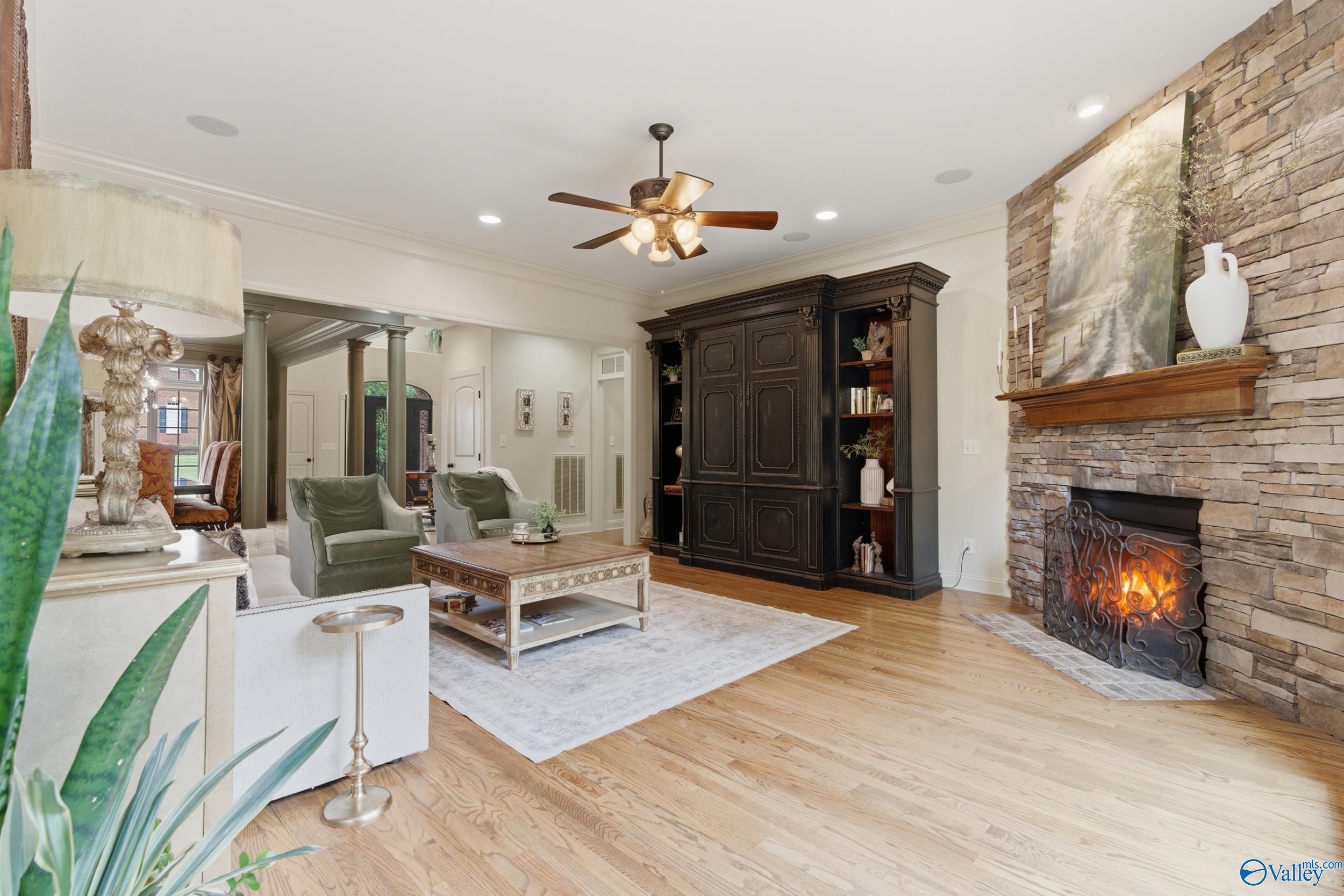125 Foxfield Drive