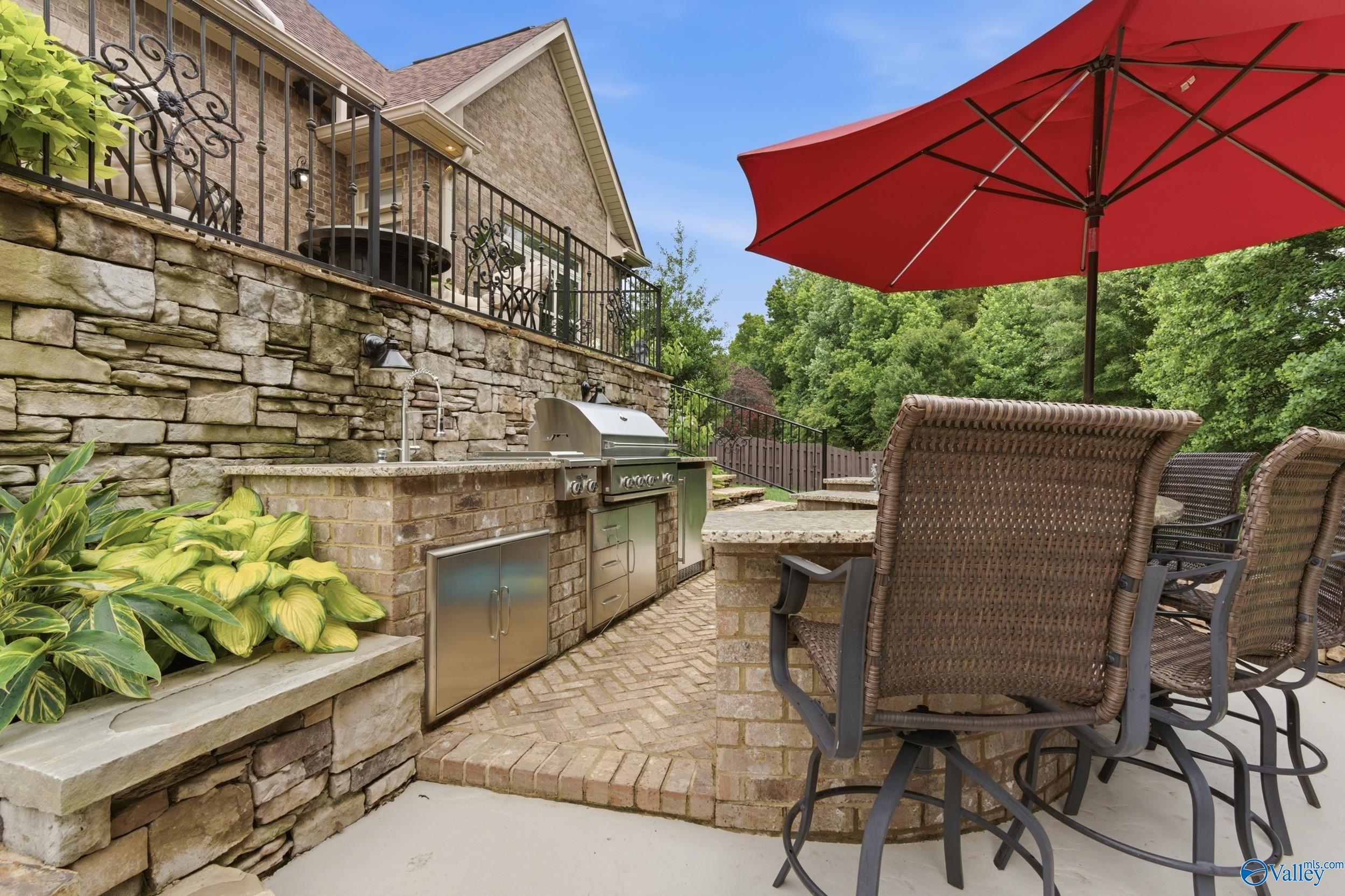 125 Foxfield Drive