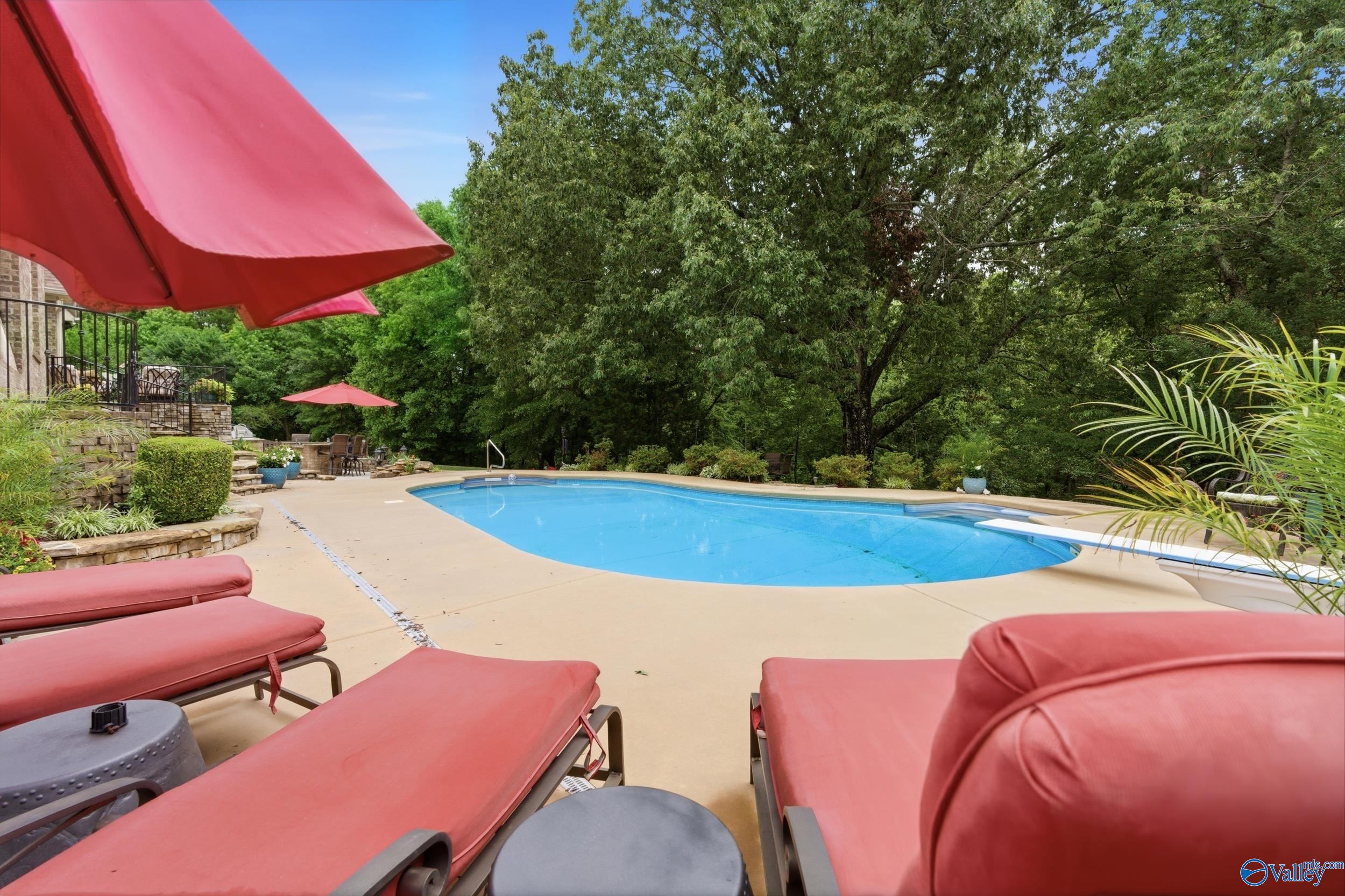 125 Foxfield Drive