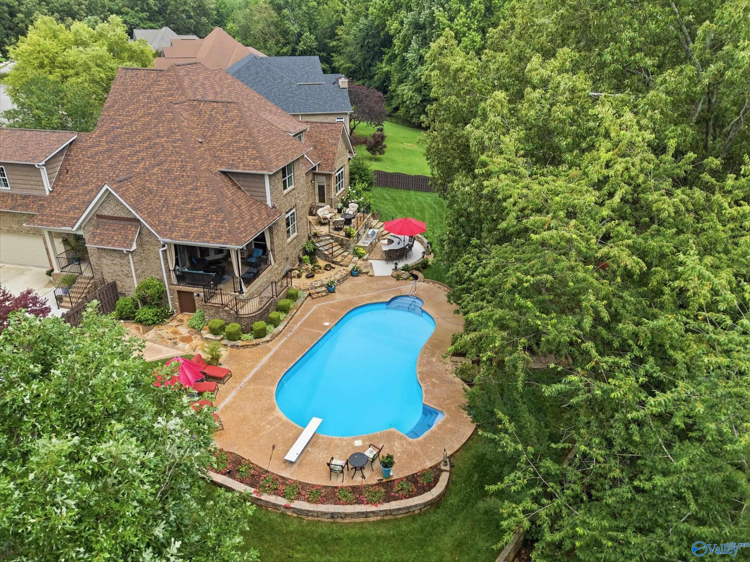 125 Foxfield Drive