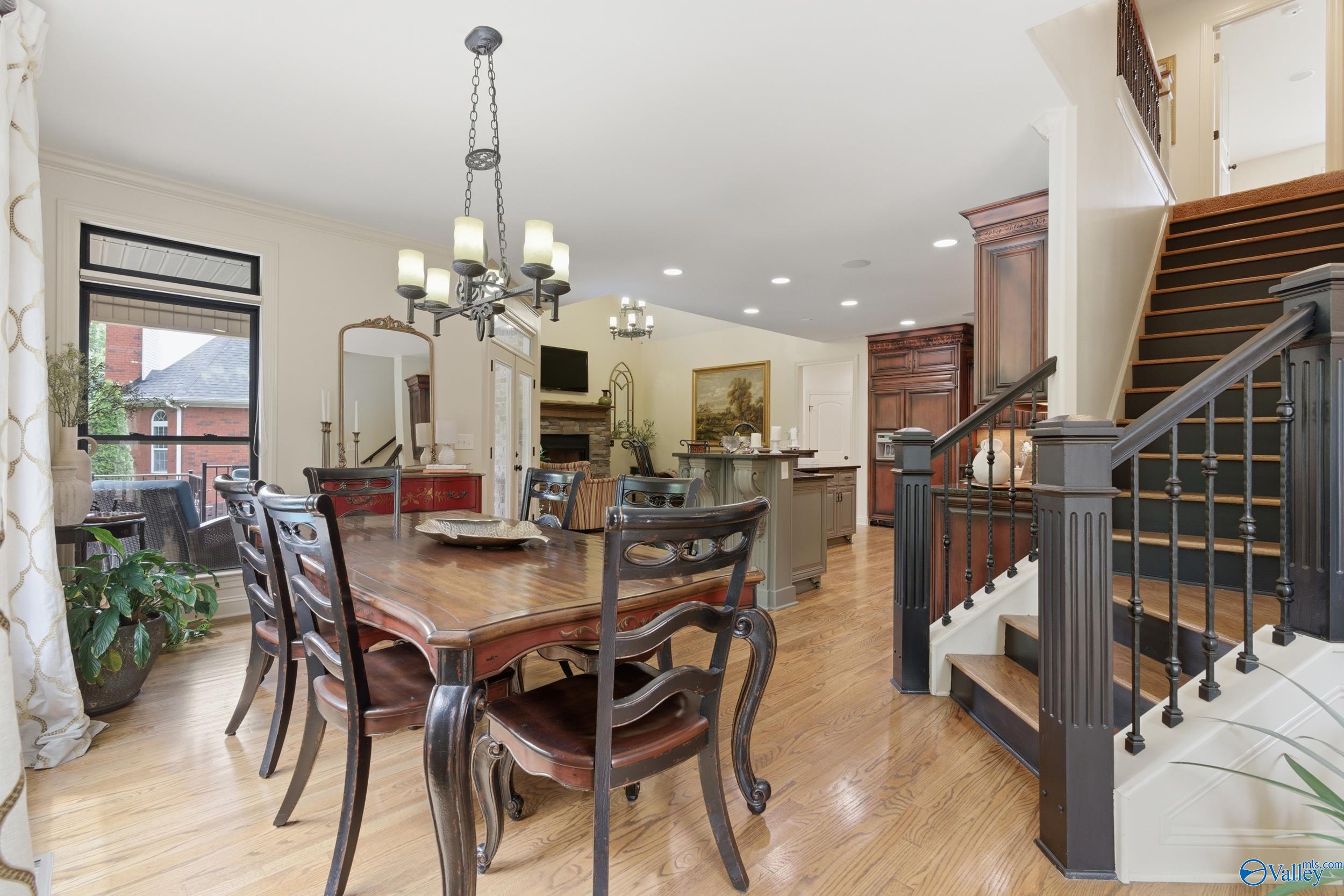 125 Foxfield Drive