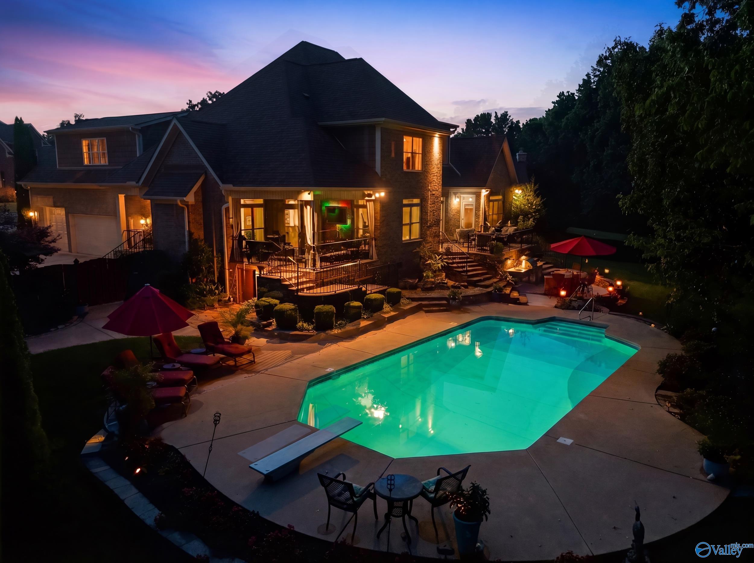 125 Foxfield Drive