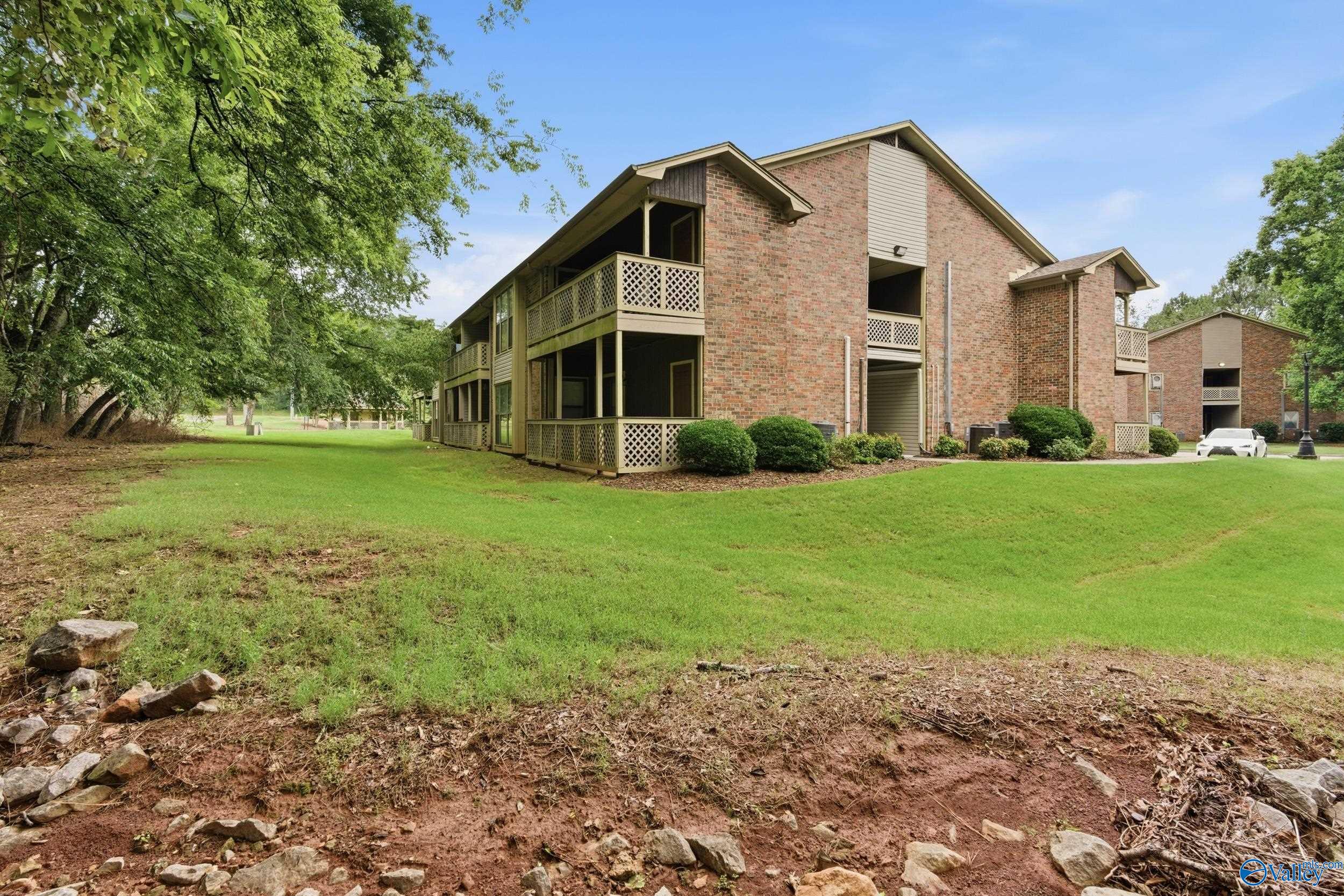 4908 Seven Pine Circle