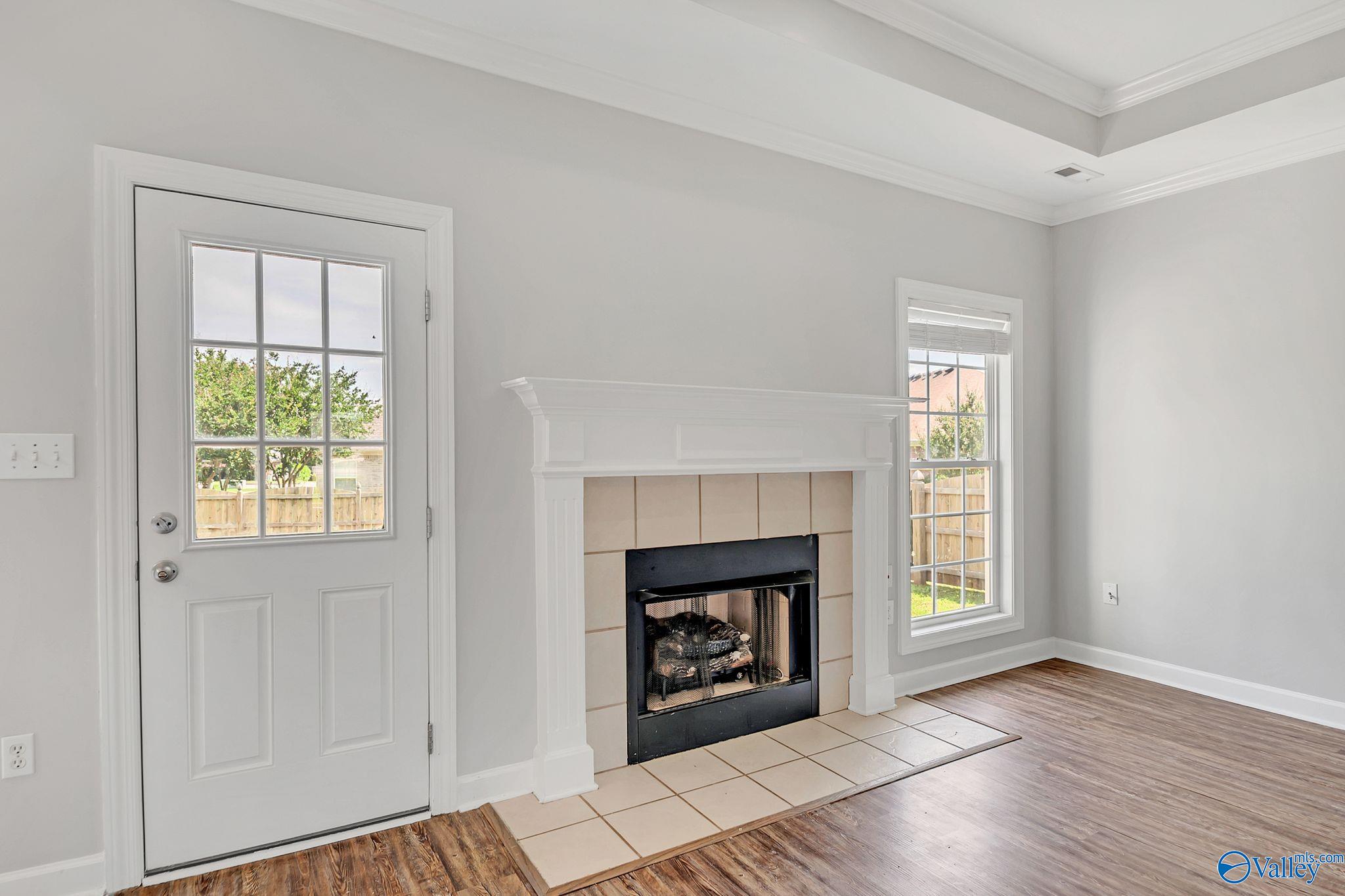 100 Tudor Place
