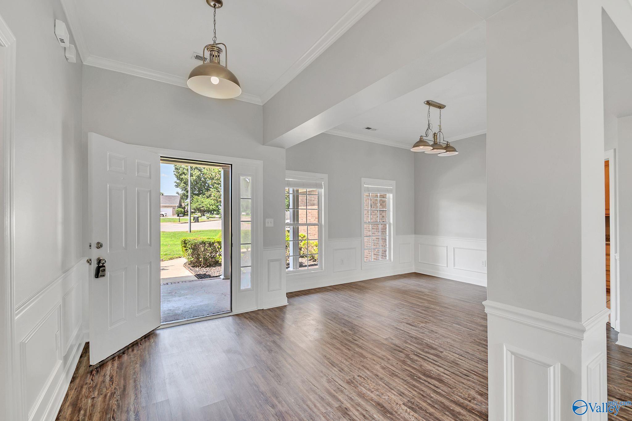 100 Tudor Place