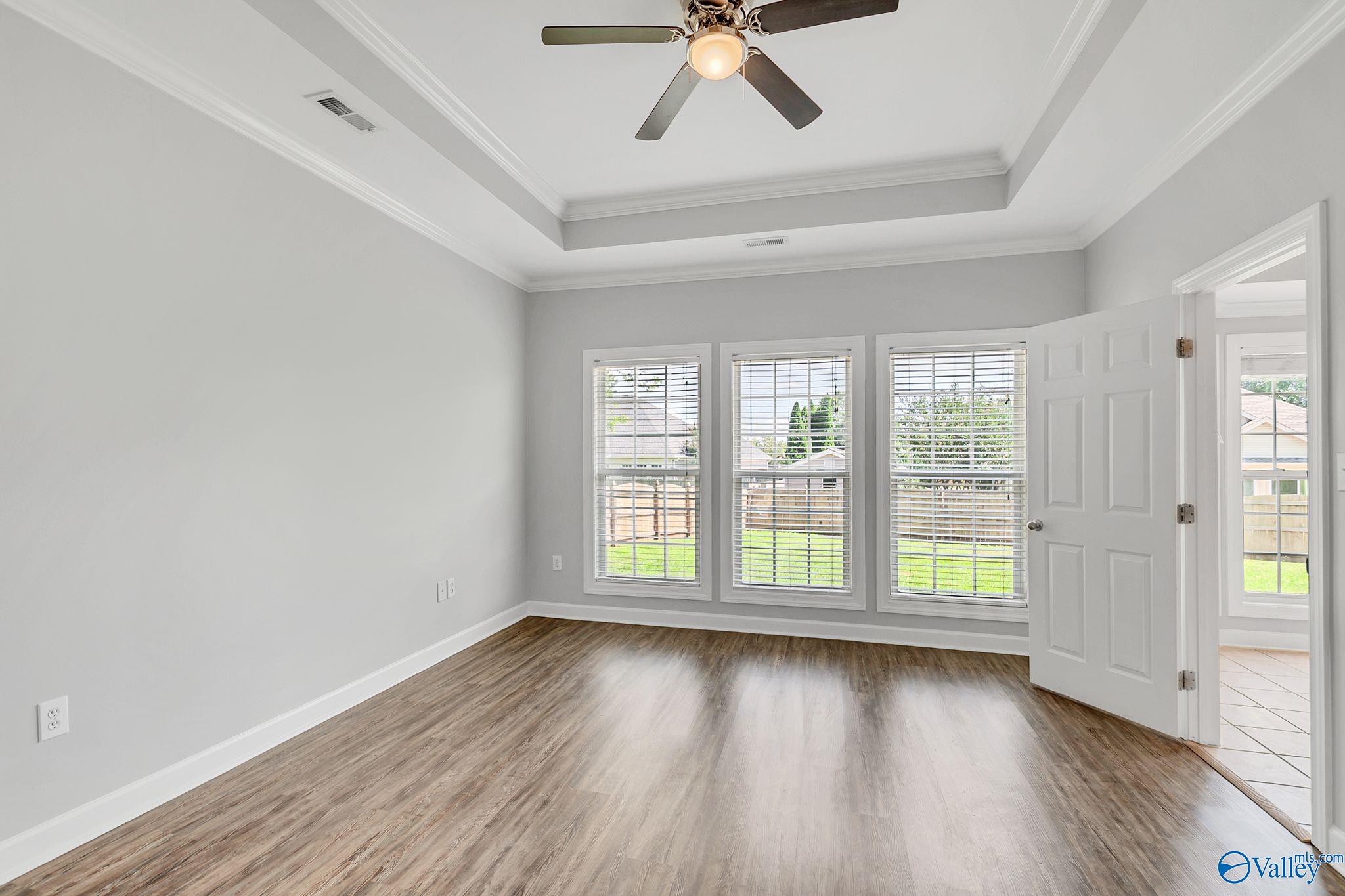 100 Tudor Place