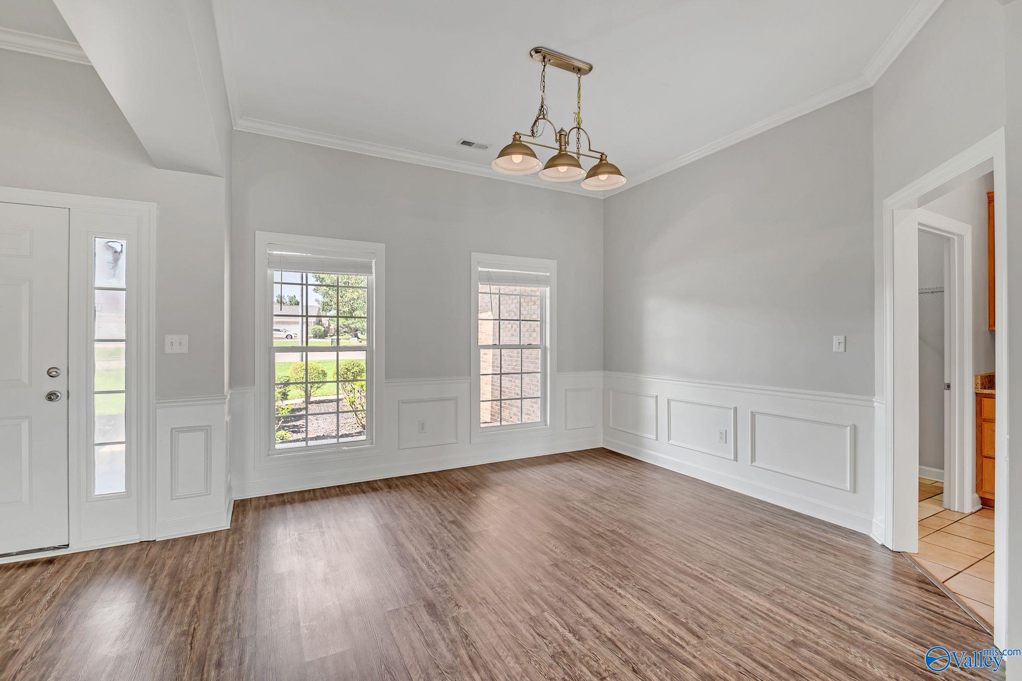 100 Tudor Place