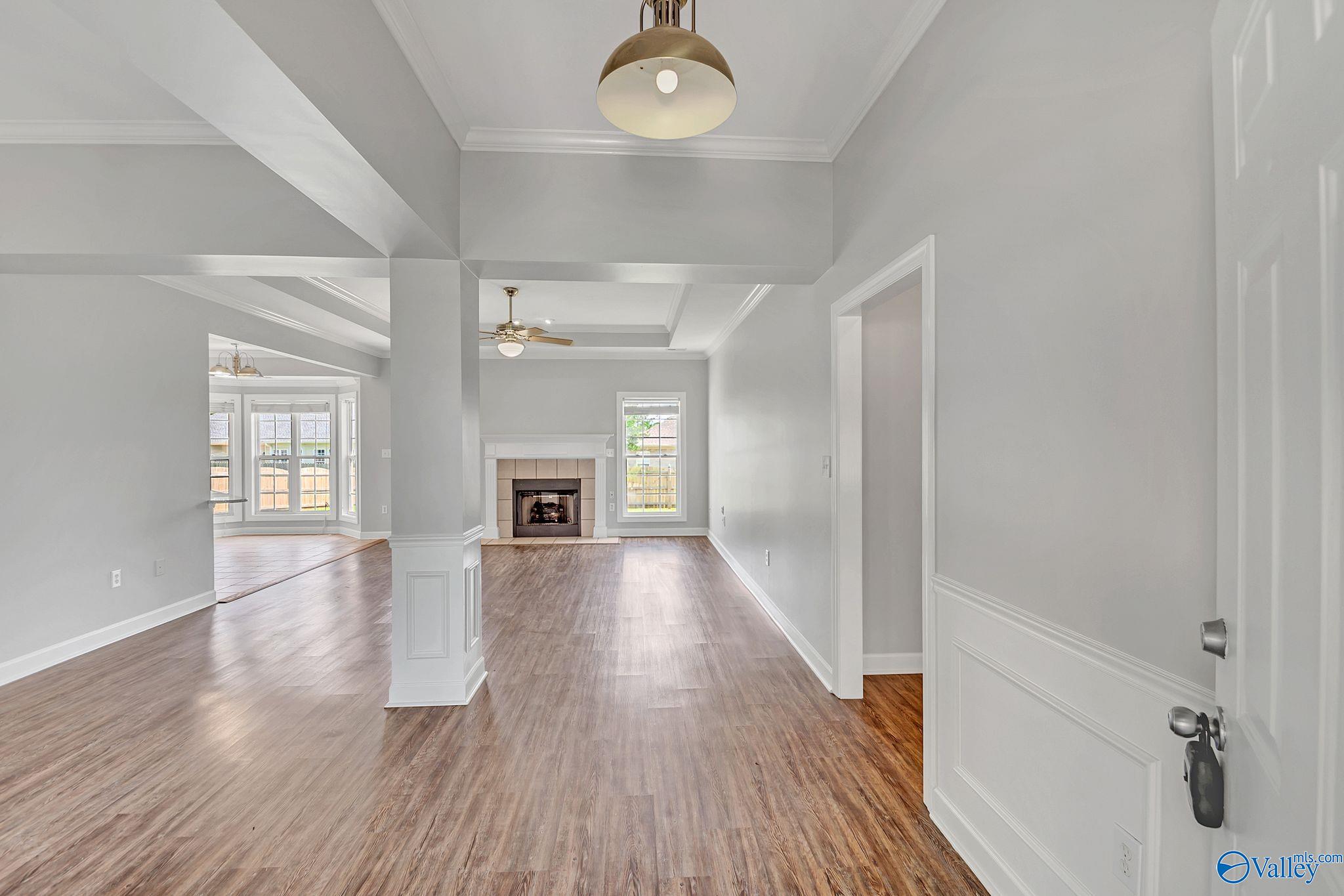 100 Tudor Place