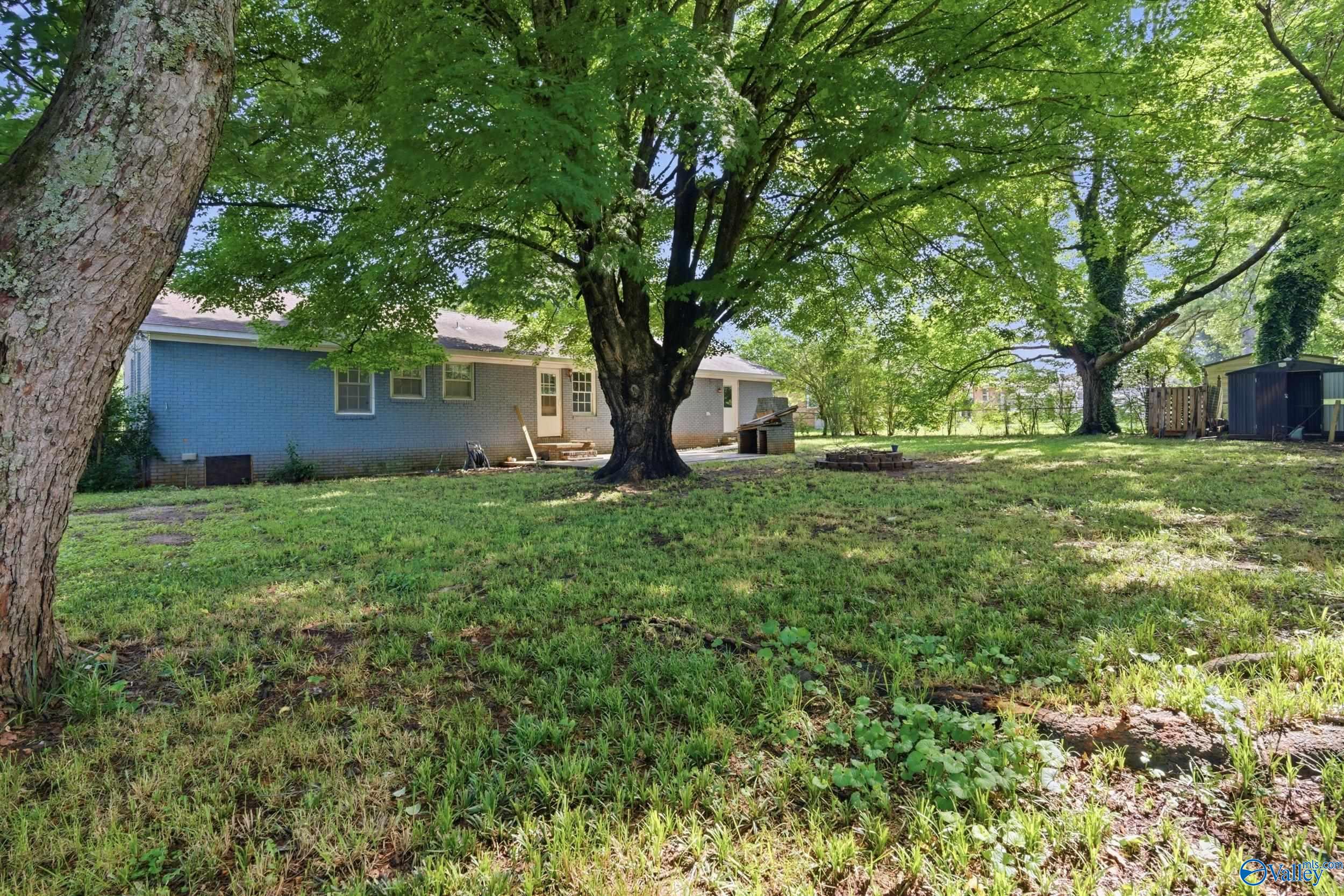 1719 Laverne Drive NW