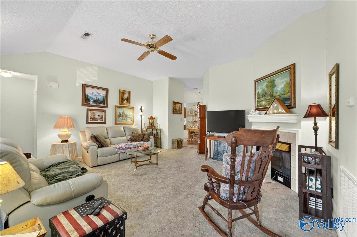 224 Knox Creek Trail NW