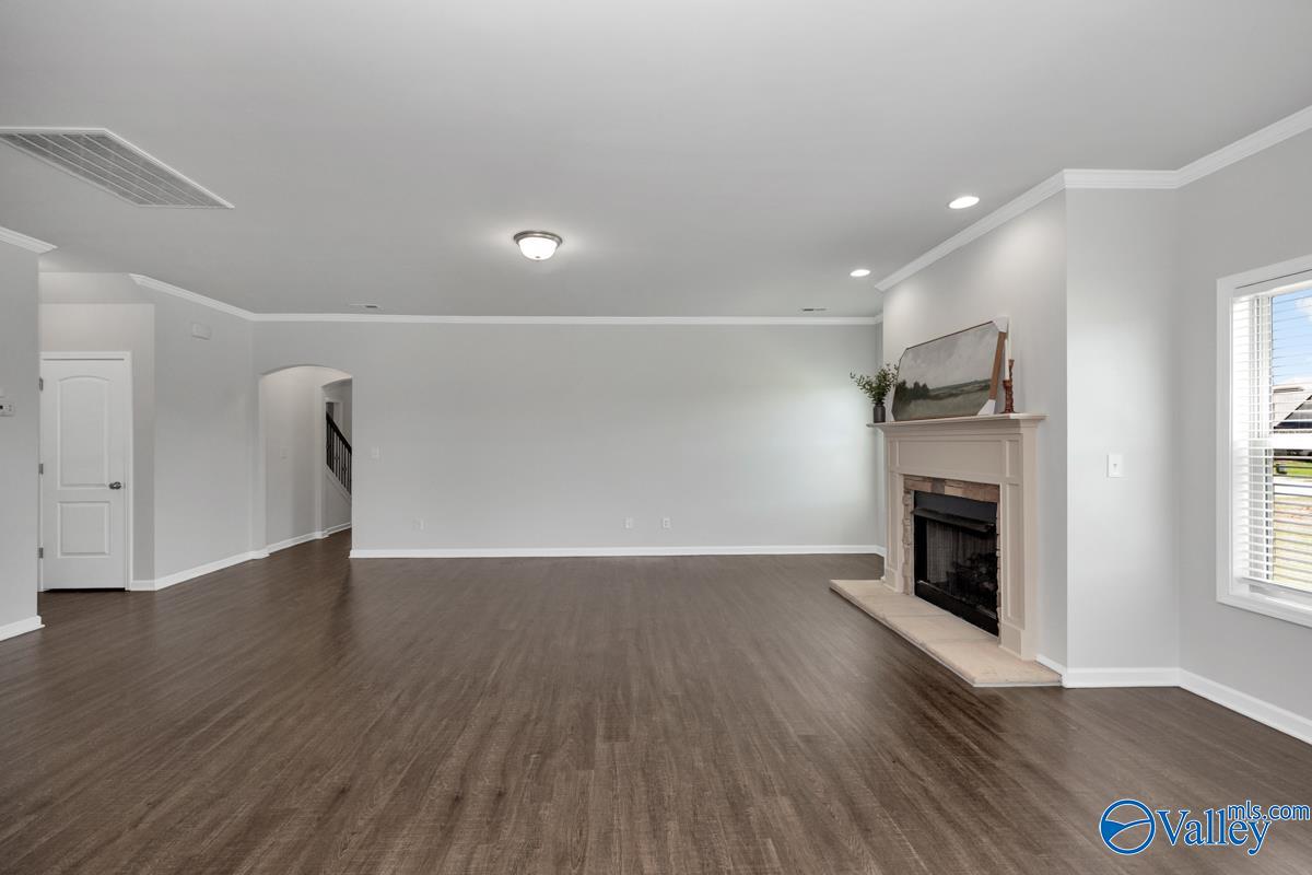 251 Holt Street