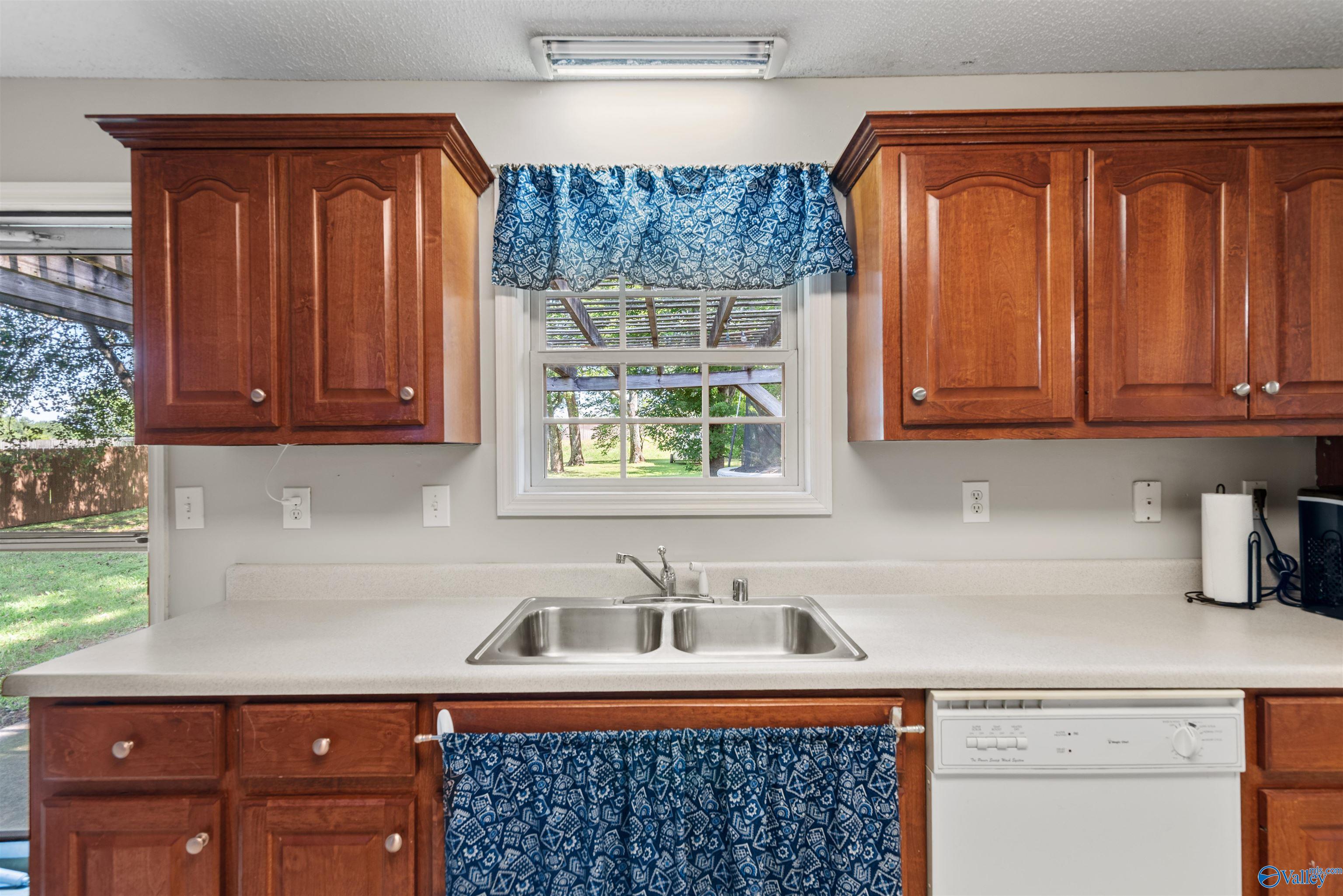 103 Cedar Bluff Court