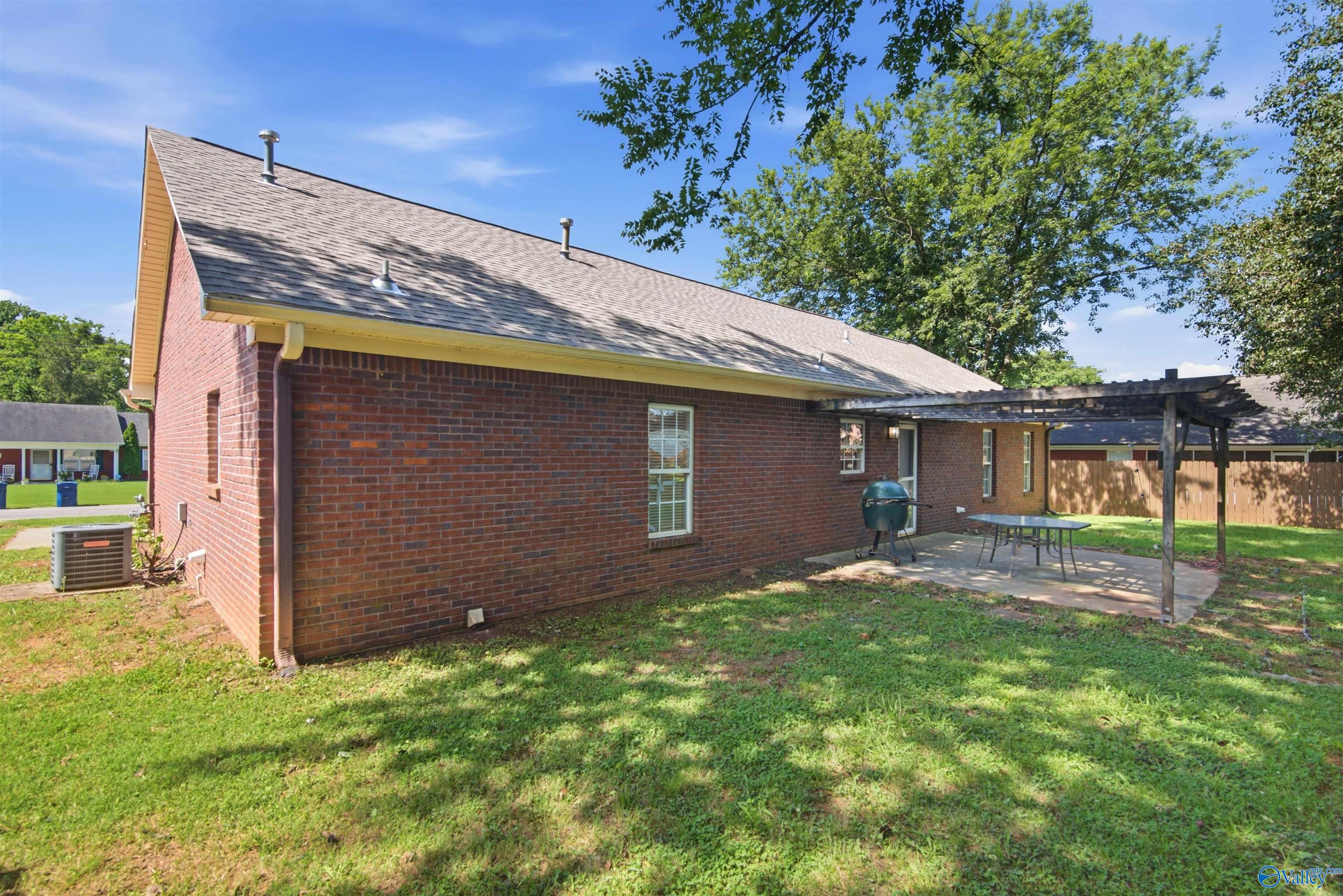 103 Cedar Bluff Court
