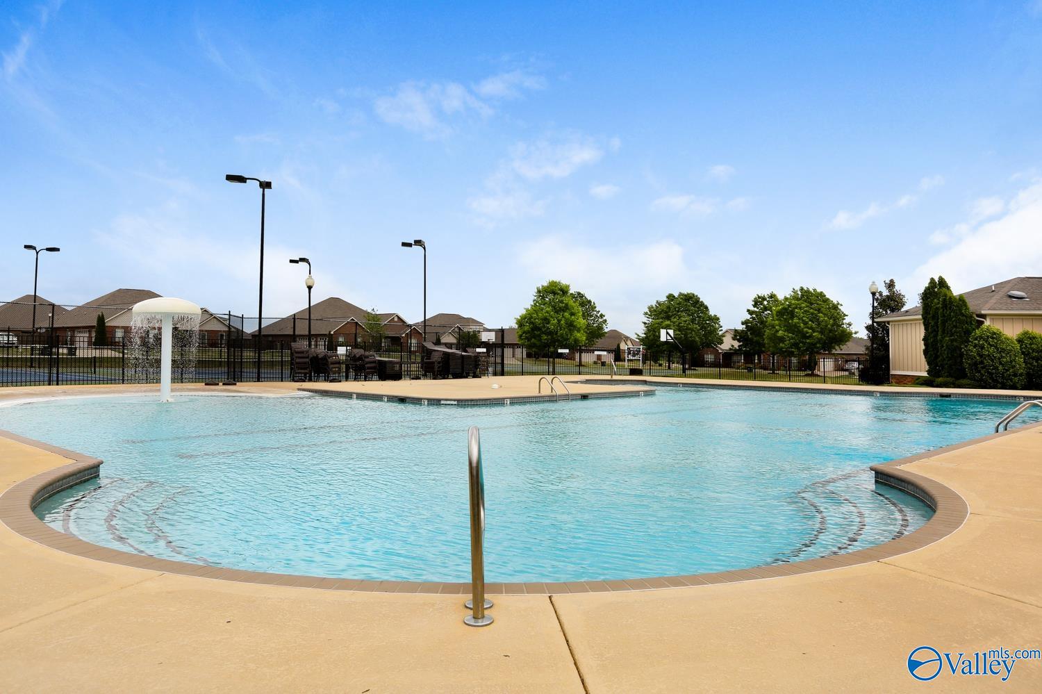713 River Landing Blvd SW