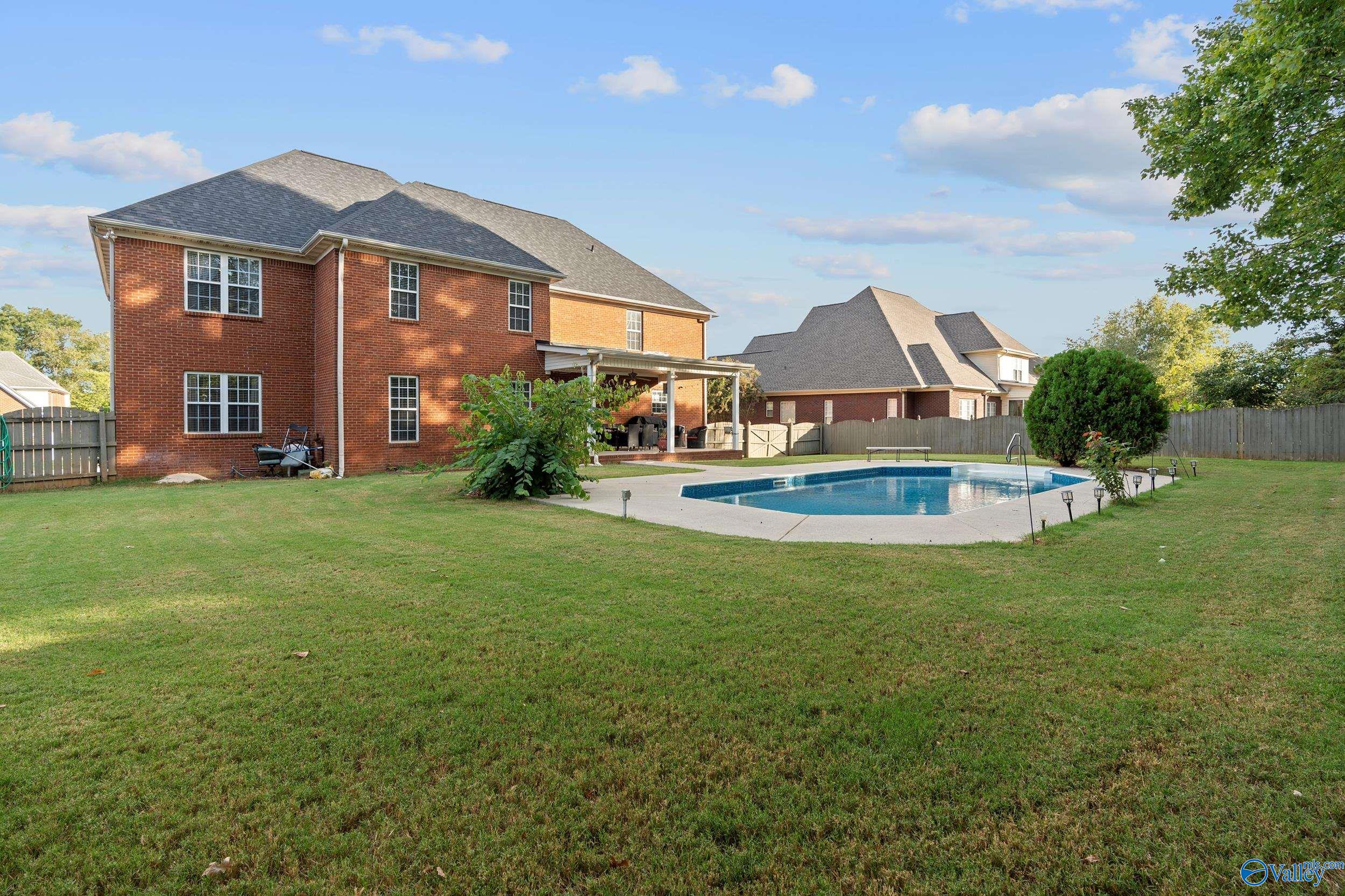 109 Tweed Drive