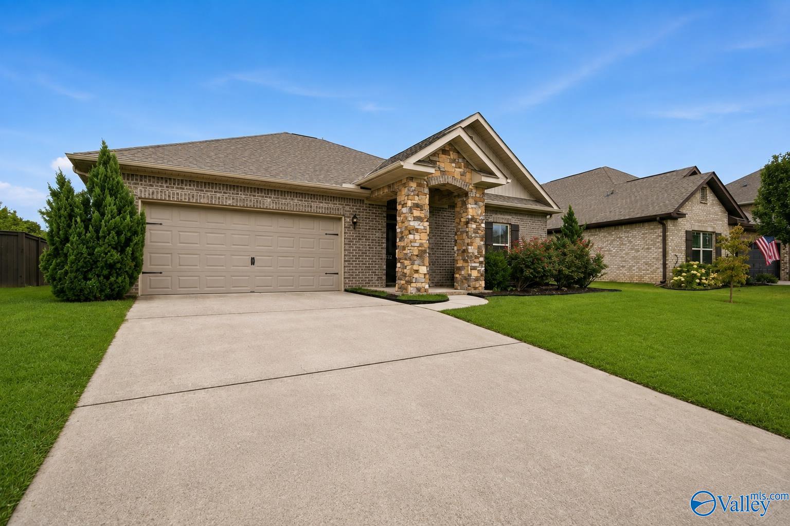 2422 Hobbstone Circle