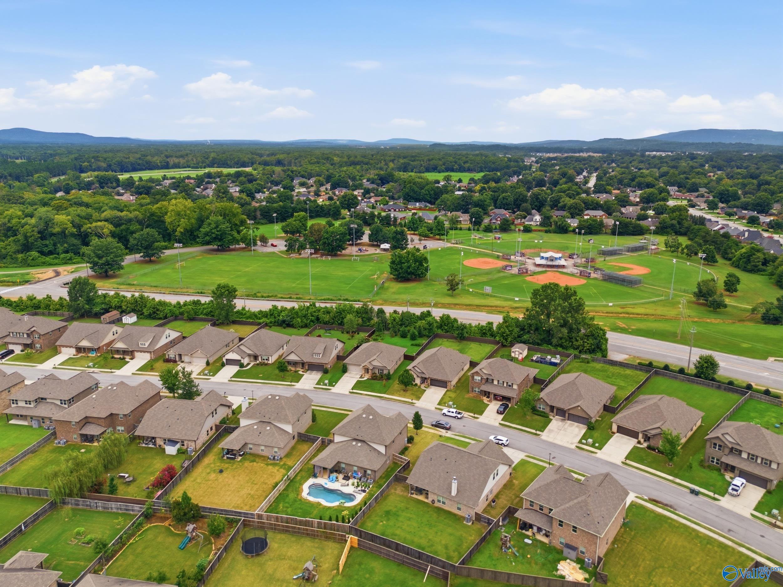 2422 Hobbstone Circle