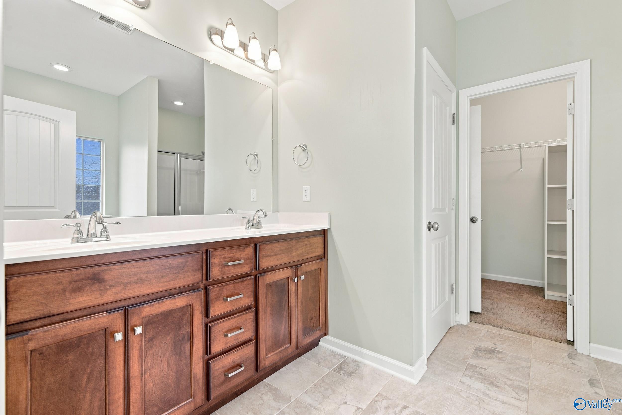 2422 Hobbstone Circle
