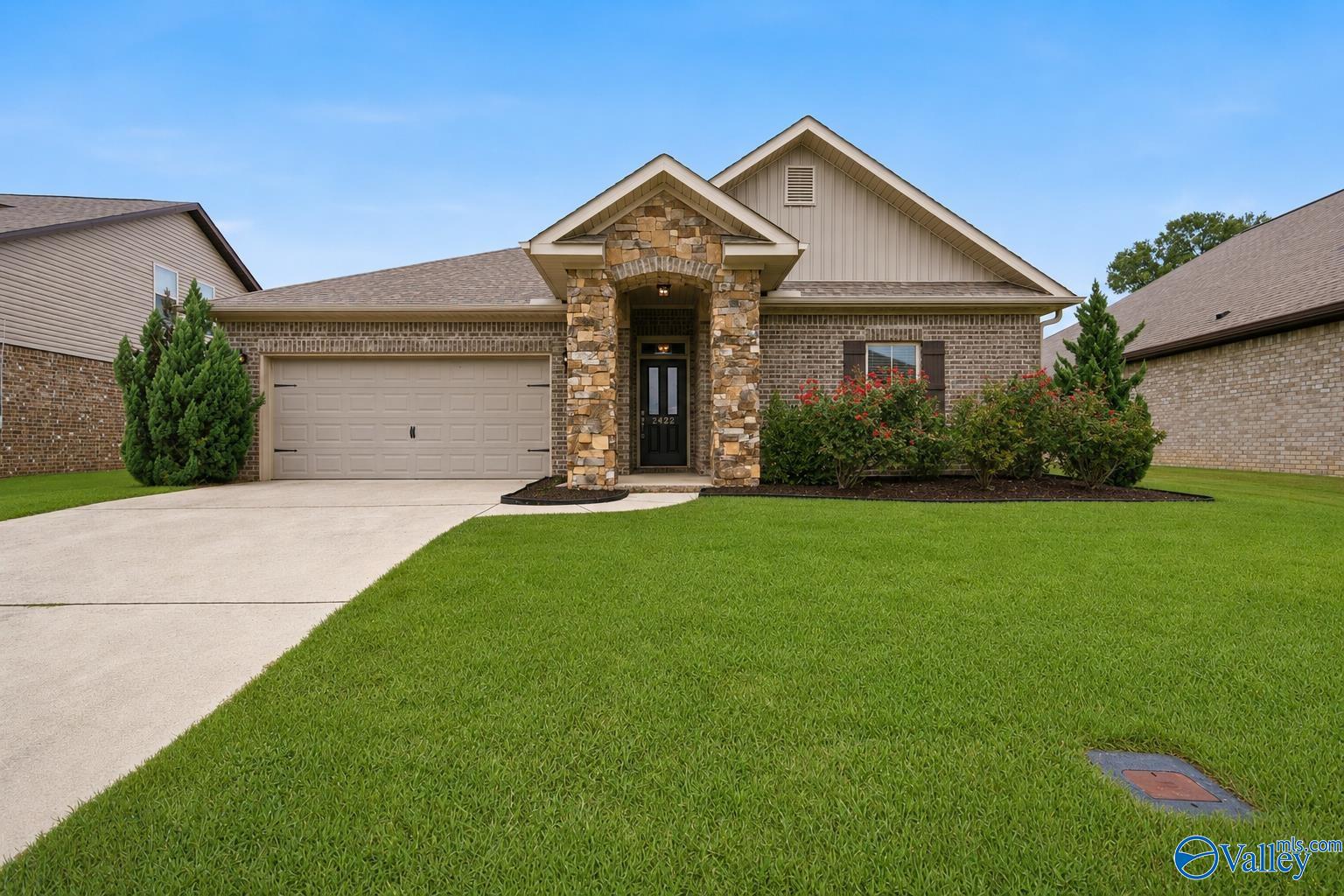 2422 Hobbstone Circle