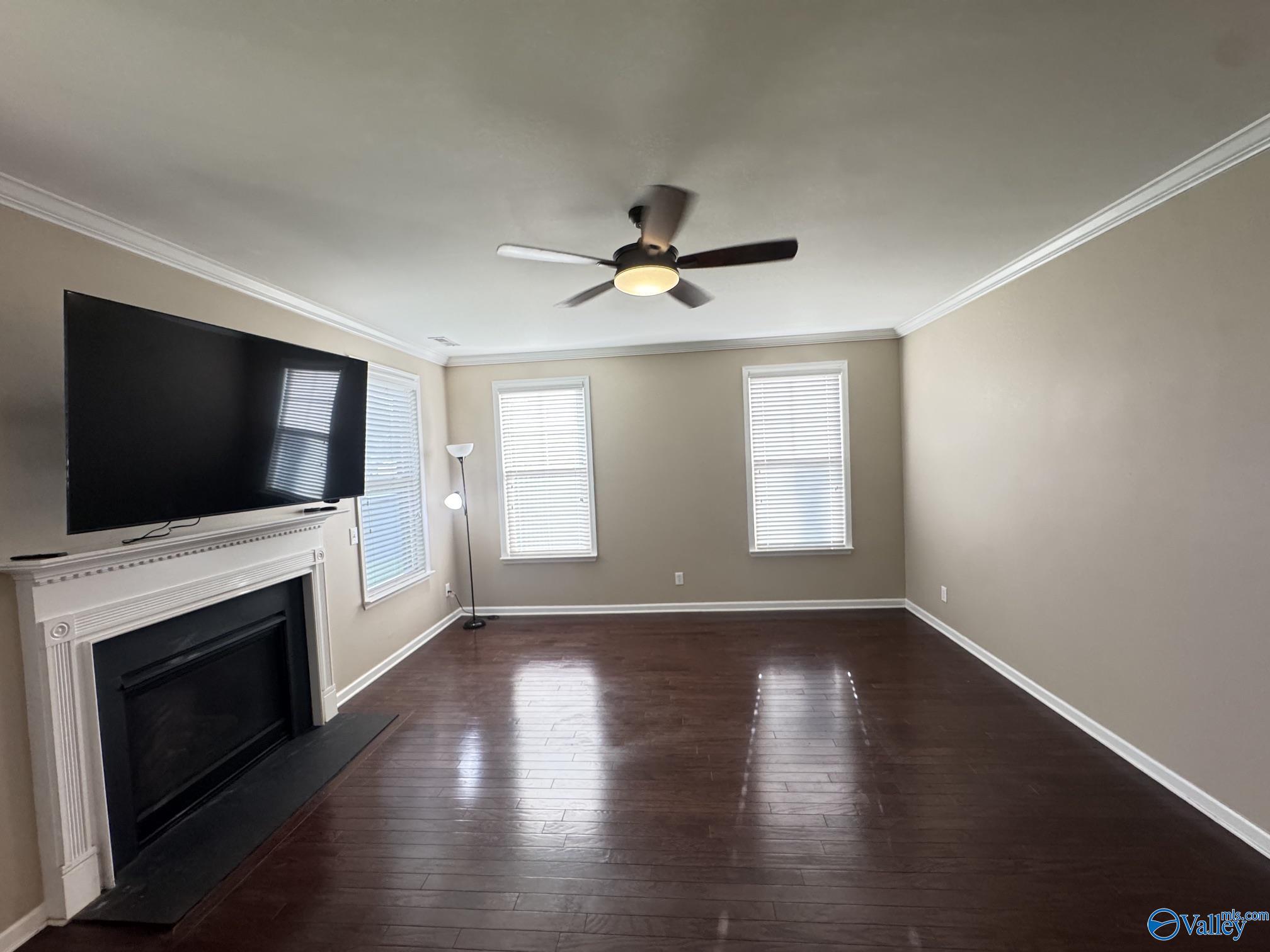 199 Little Oak