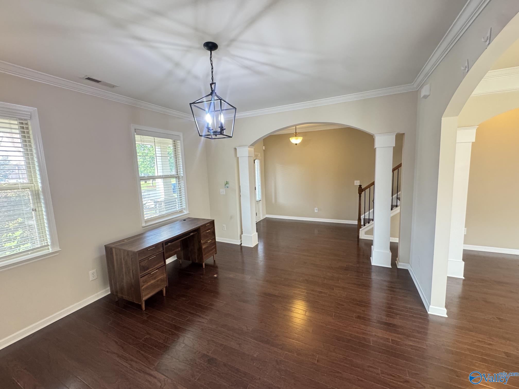 199 Little Oak