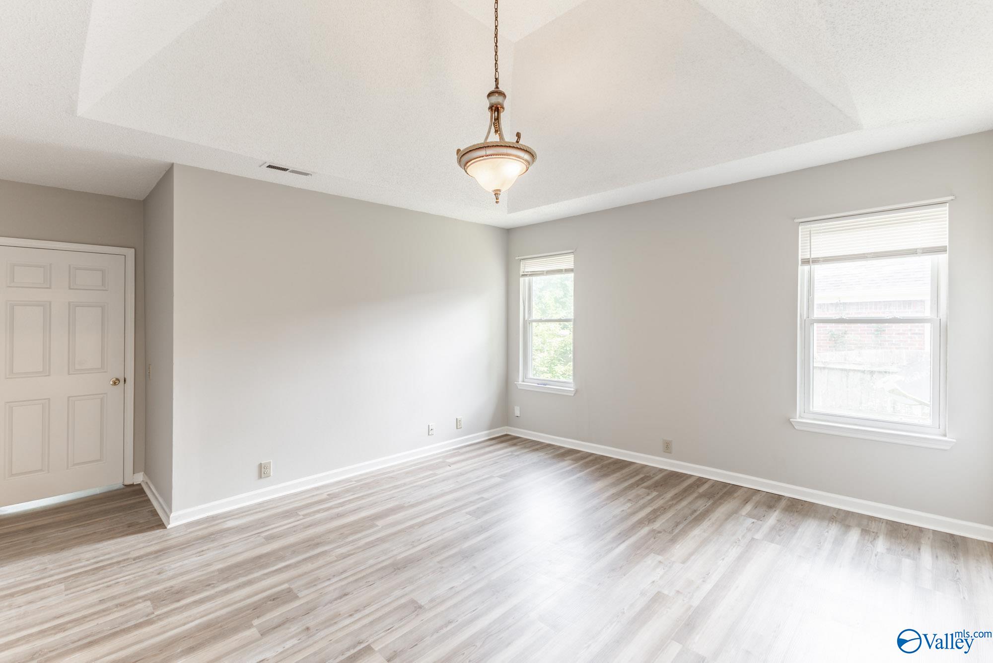 107 Dawn Drive