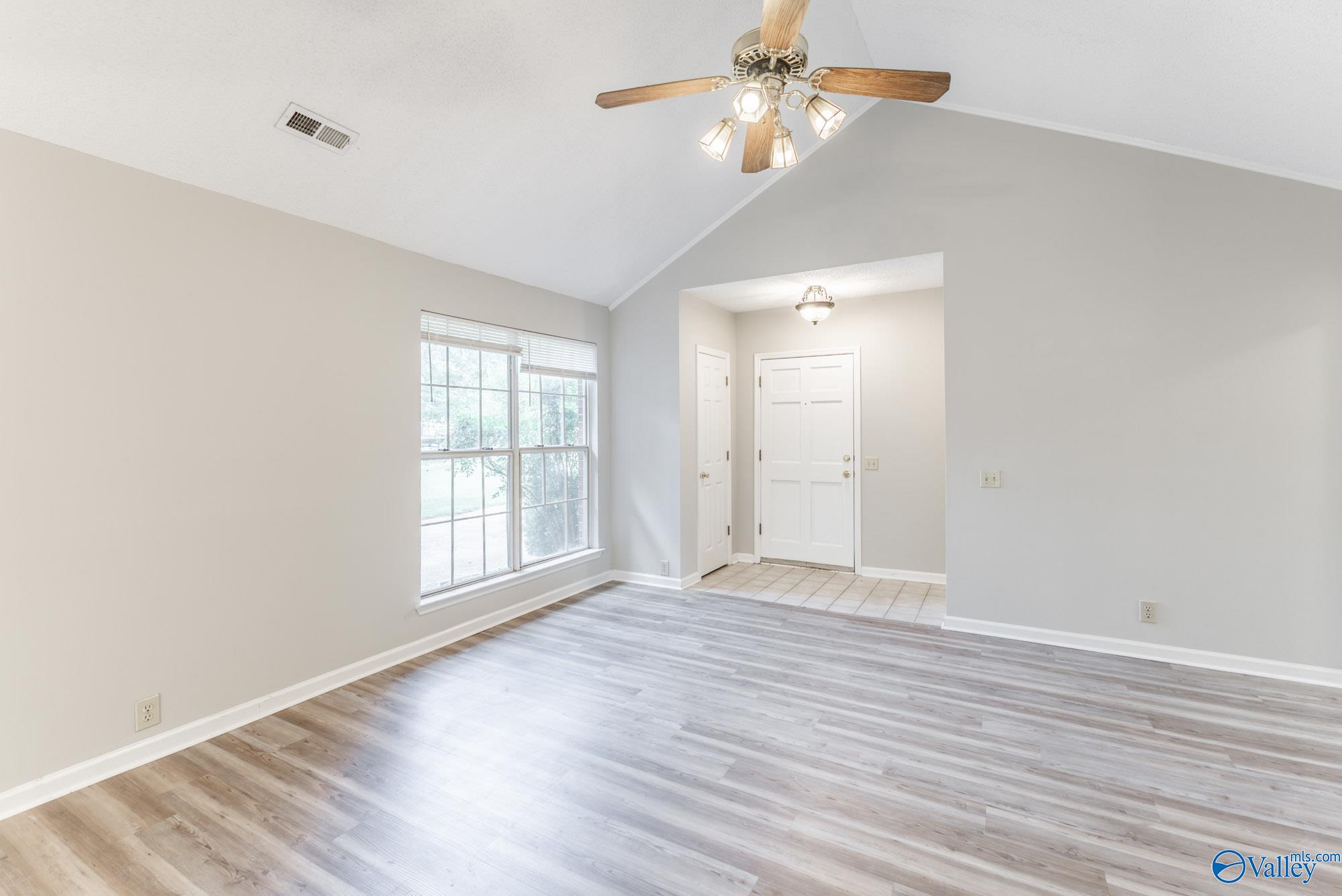 107 Dawn Drive