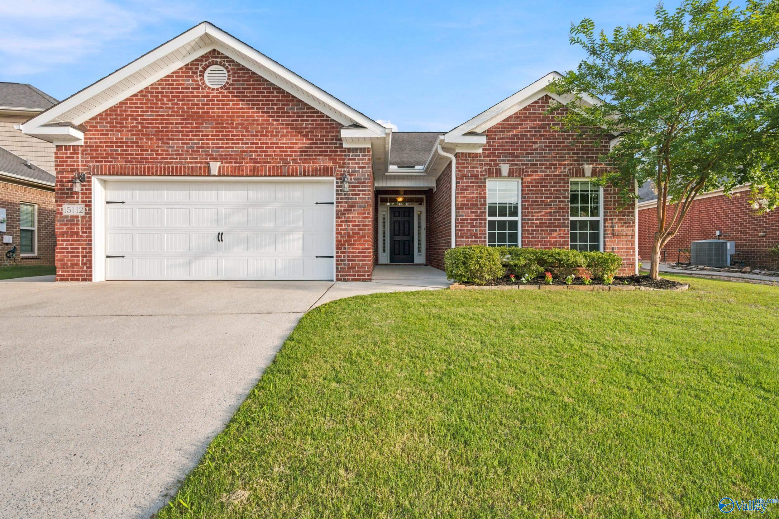 15112 Lakeside Trail