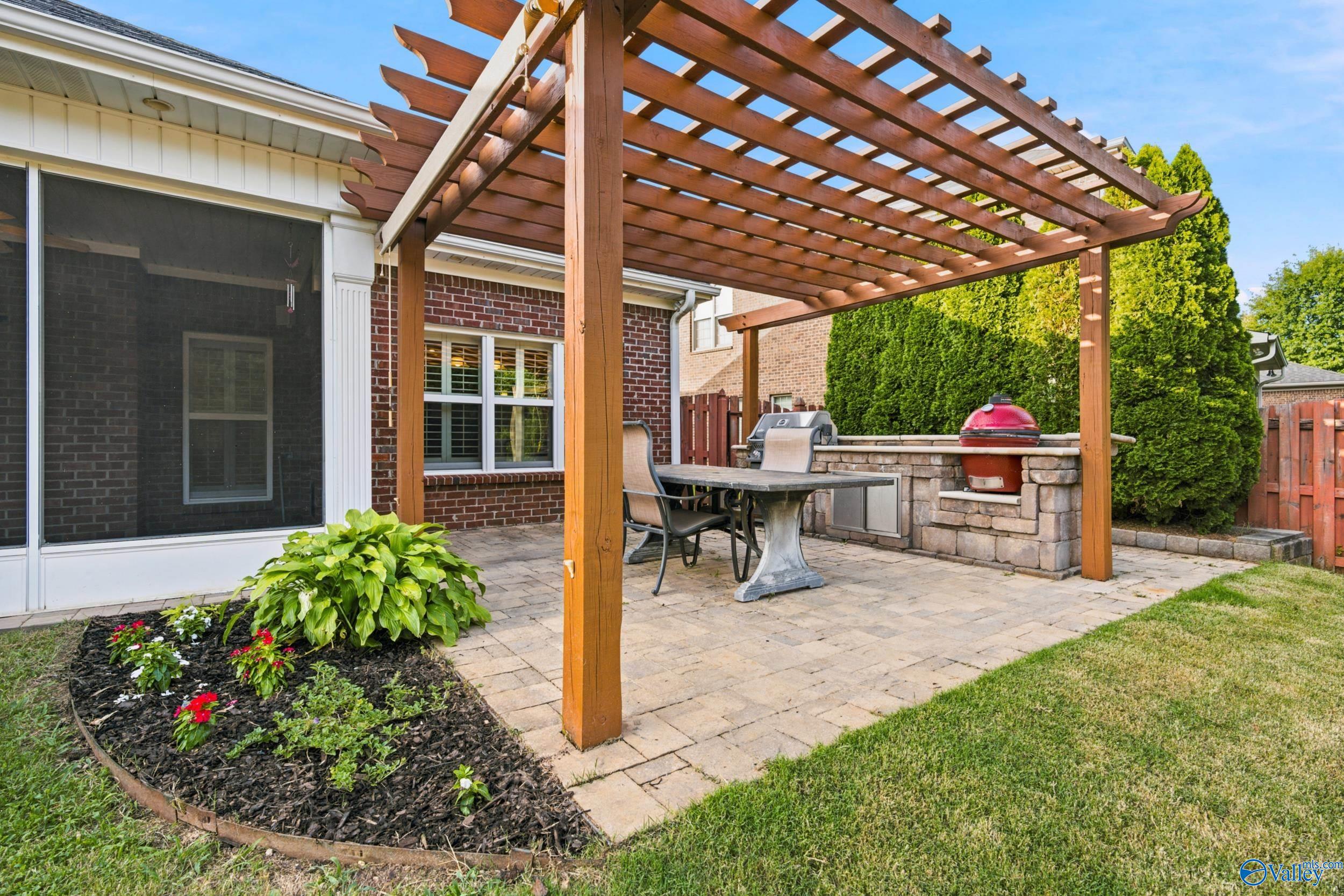15112 Lakeside Trail