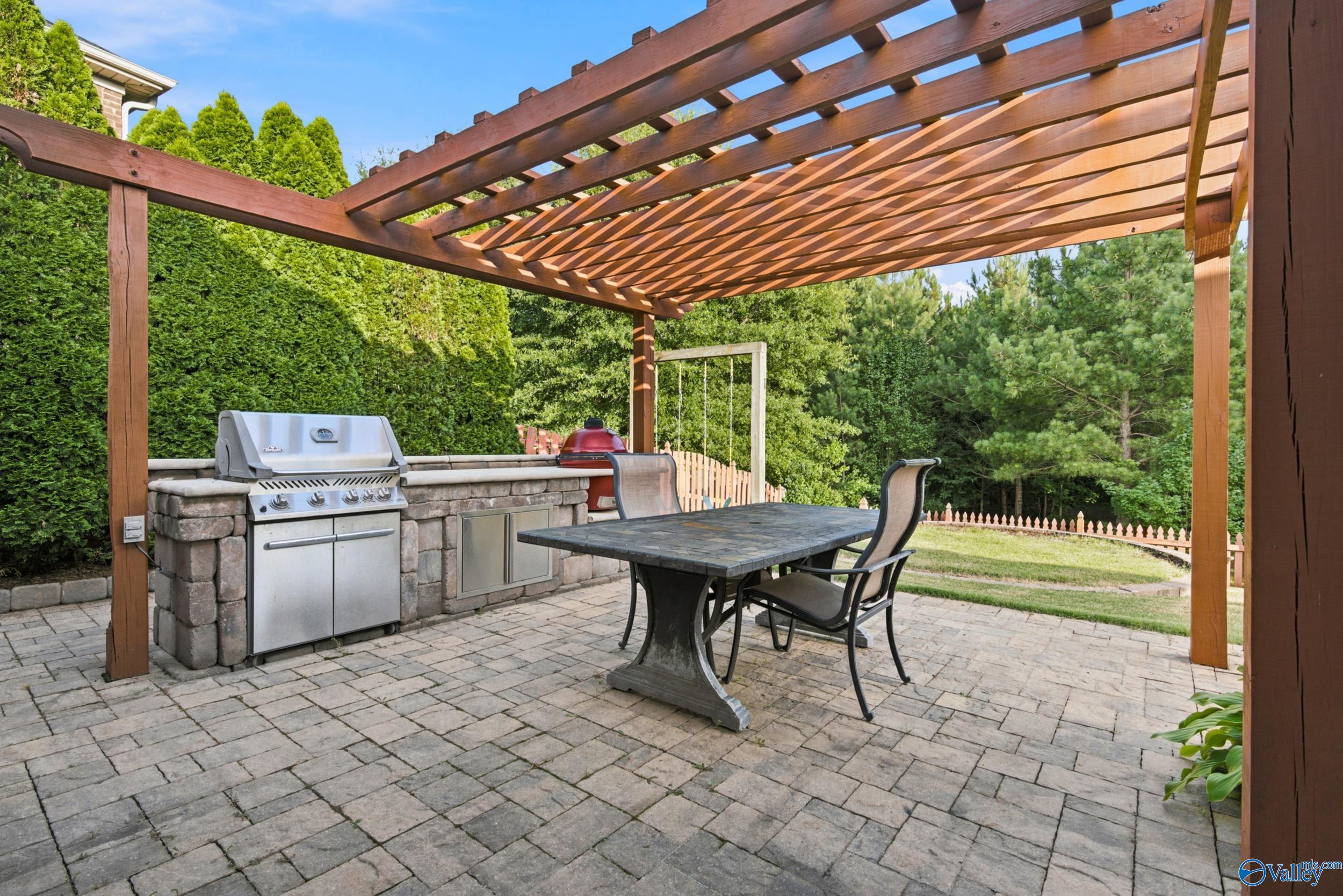 15112 Lakeside Trail