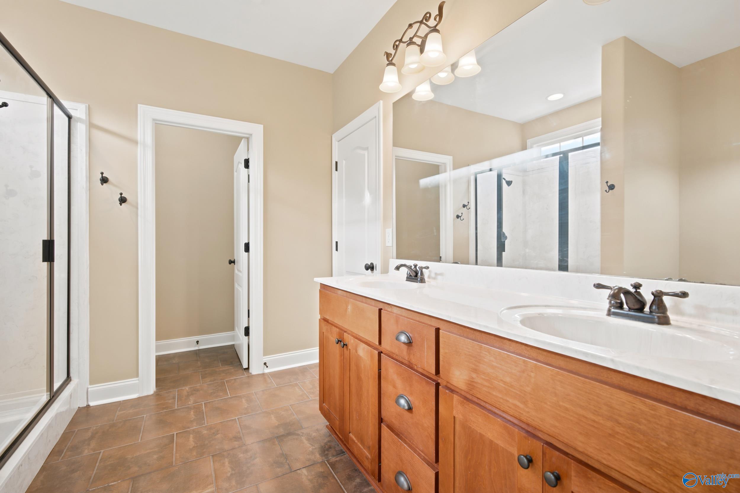 15112 Lakeside Trail