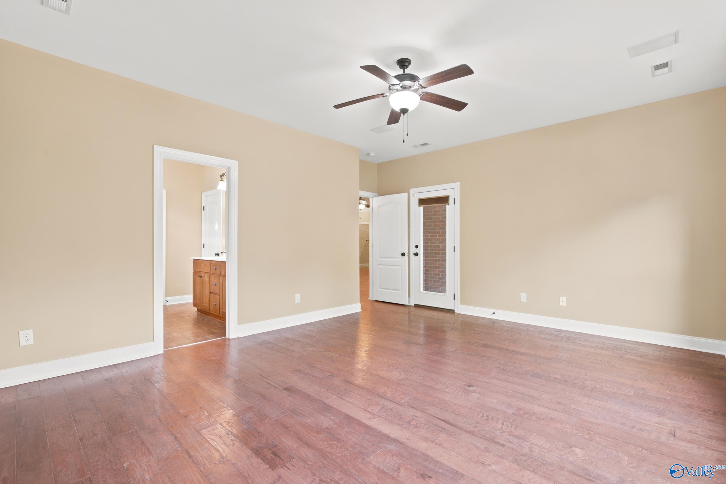 15112 Lakeside Trail