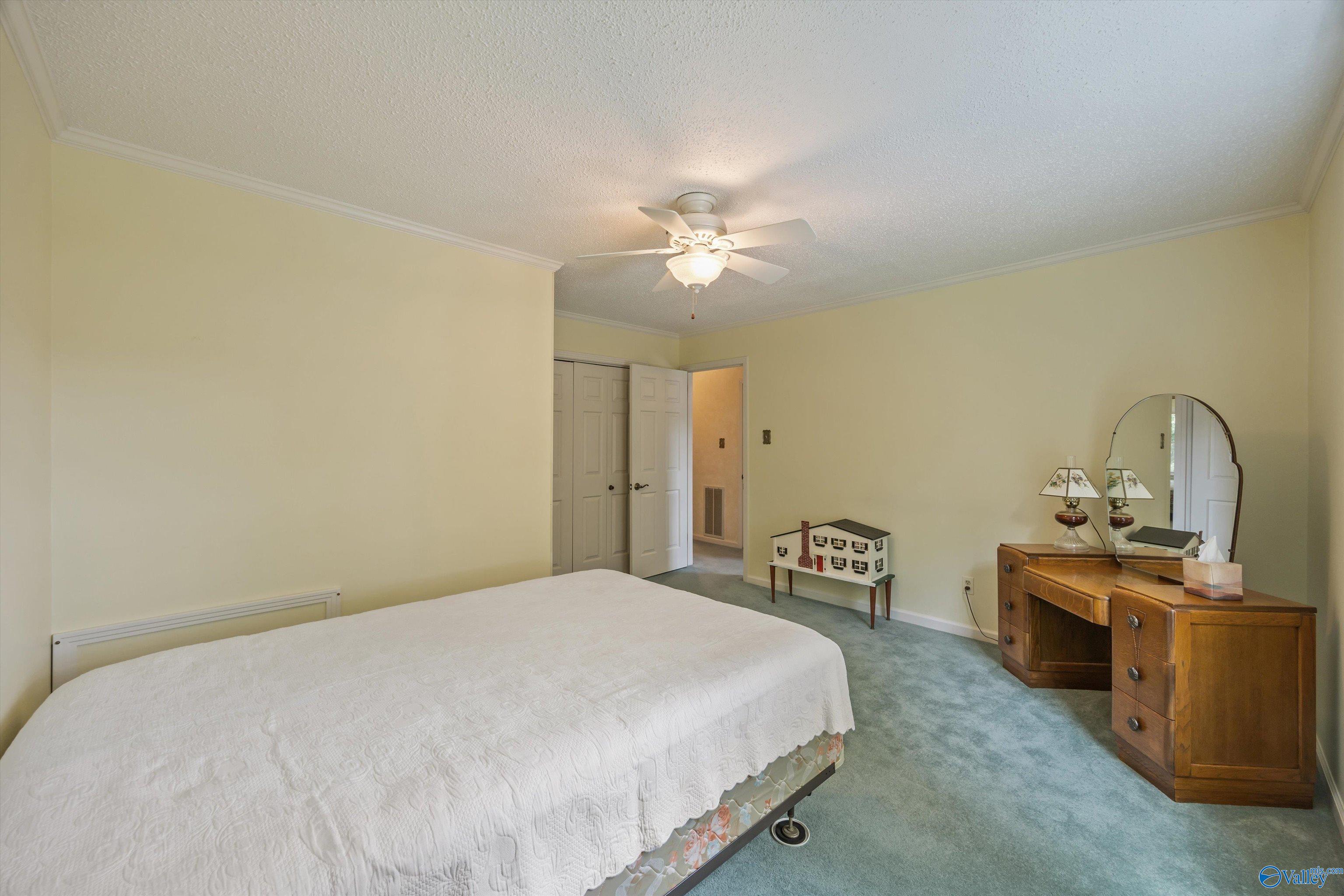 1301 Hiwan Trail