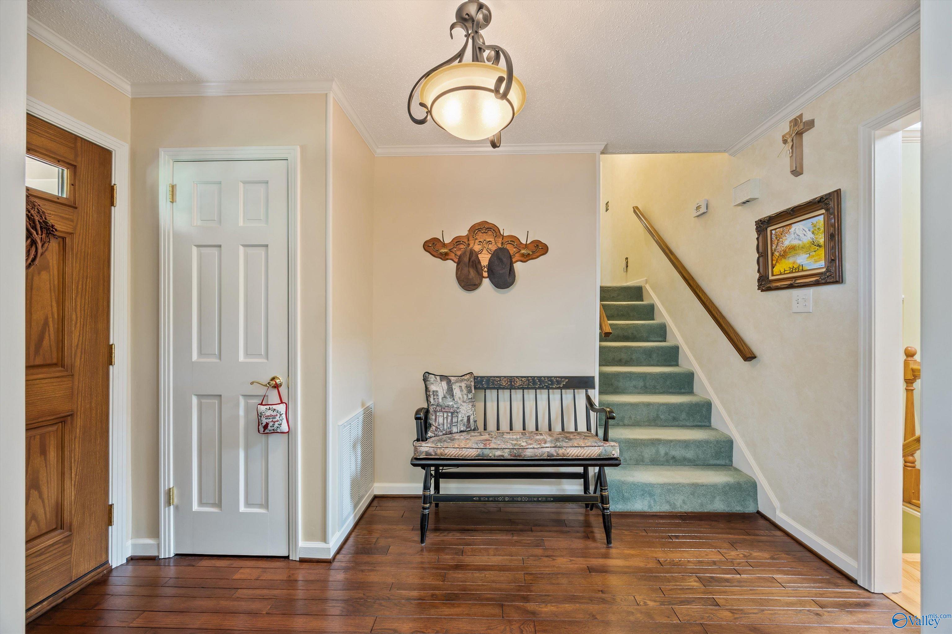 1301 Hiwan Trail