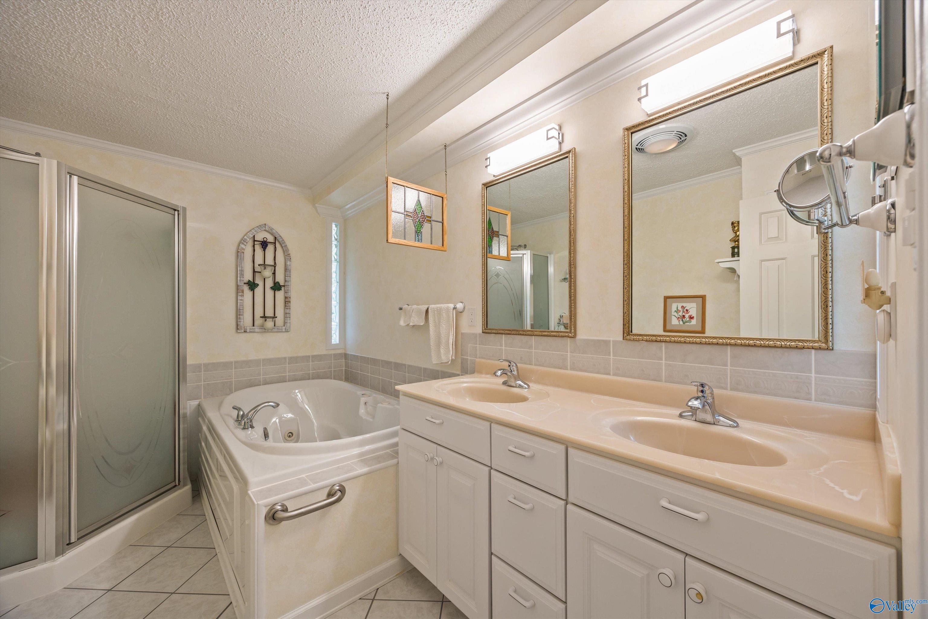 1301 Hiwan Trail