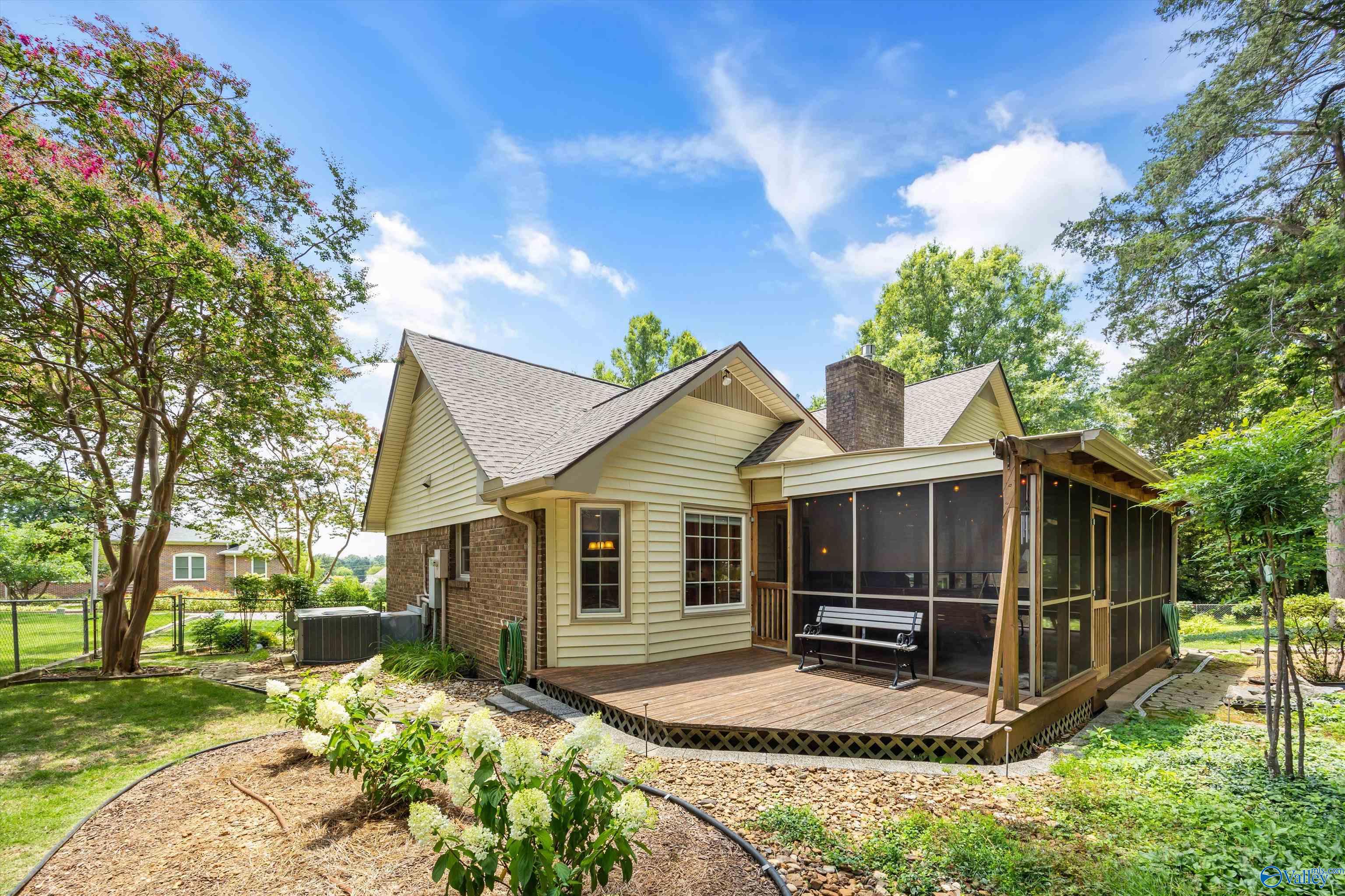 1301 Hiwan Trail