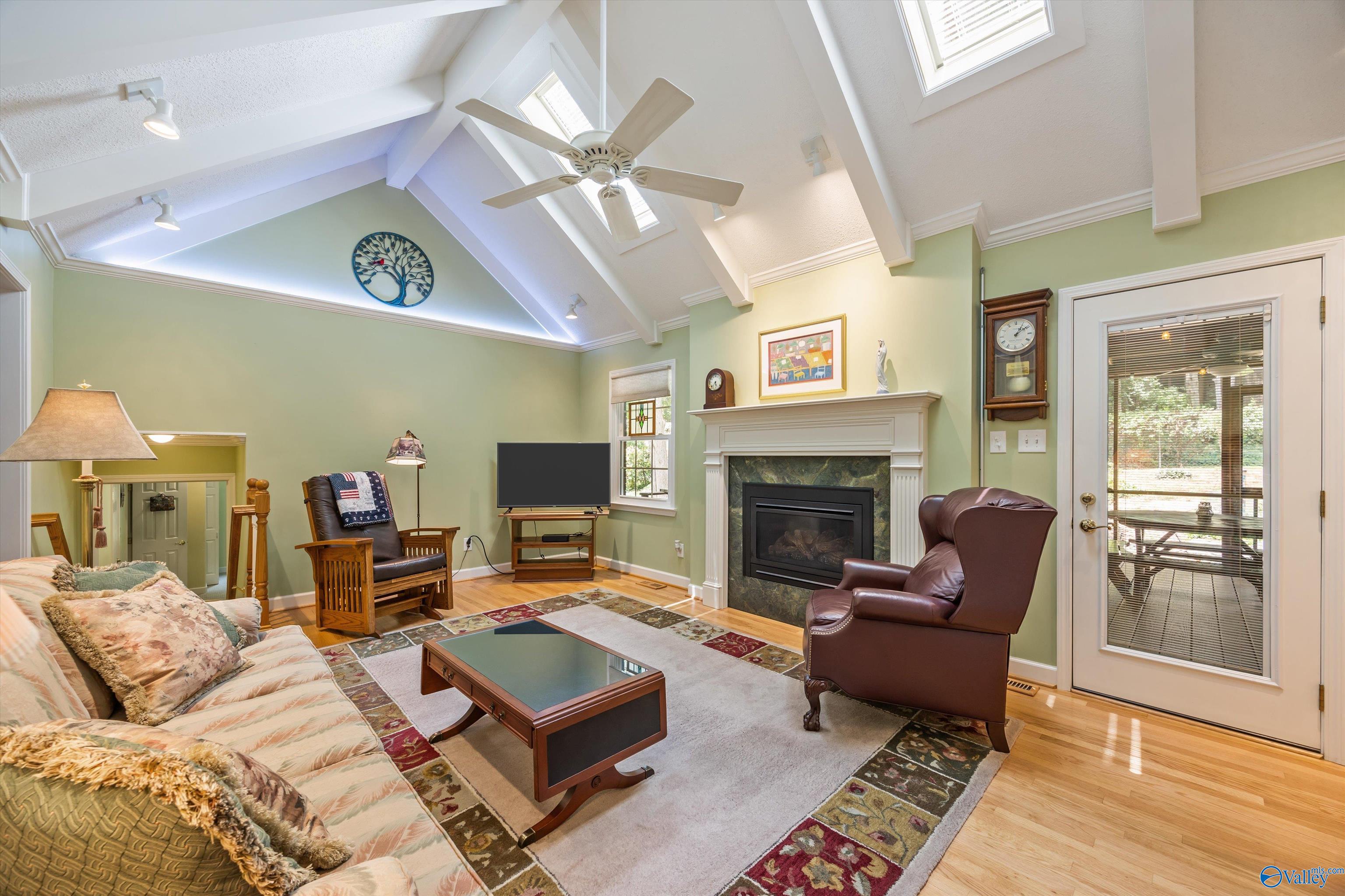 1301 Hiwan Trail