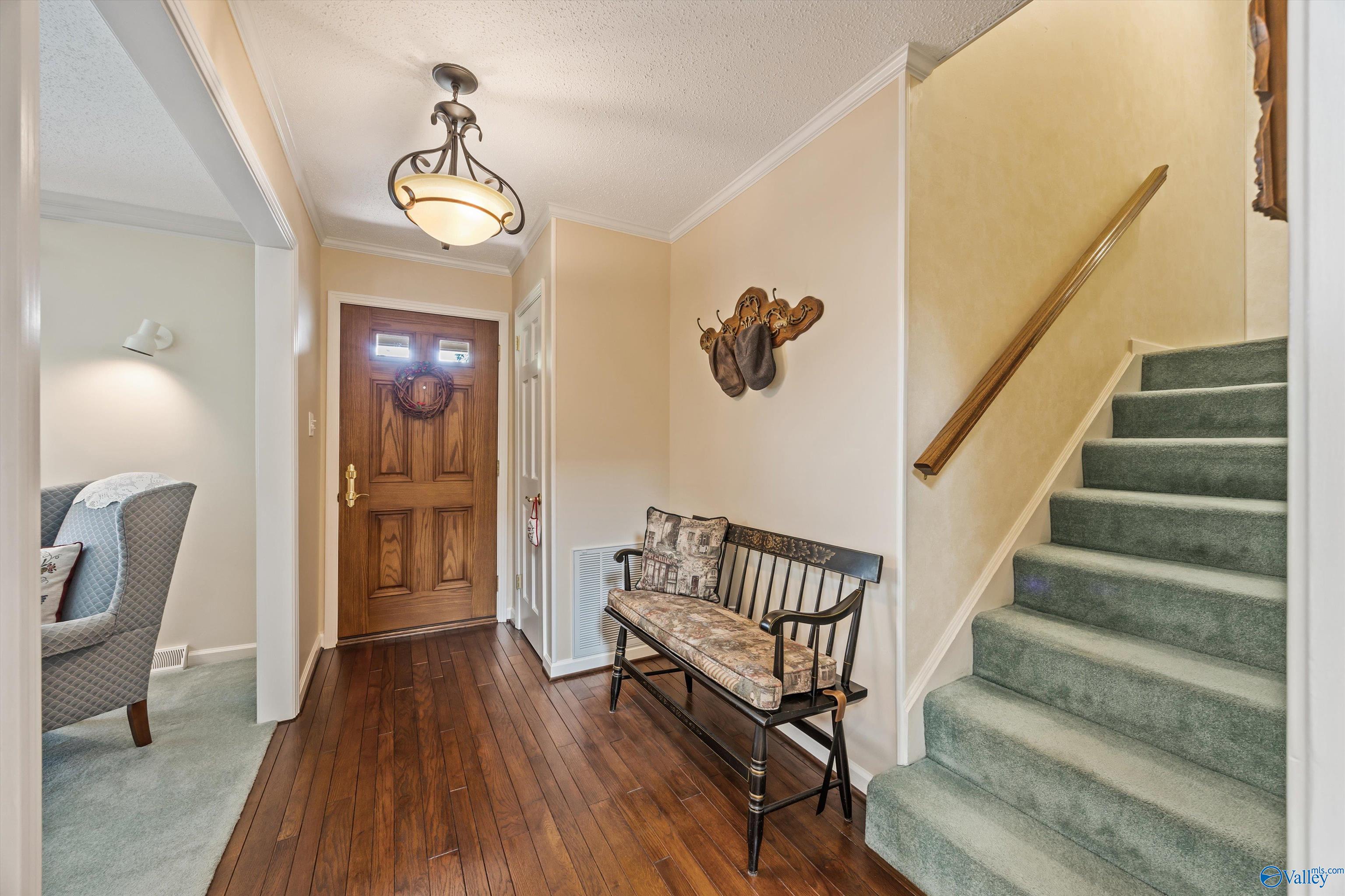 1301 Hiwan Trail