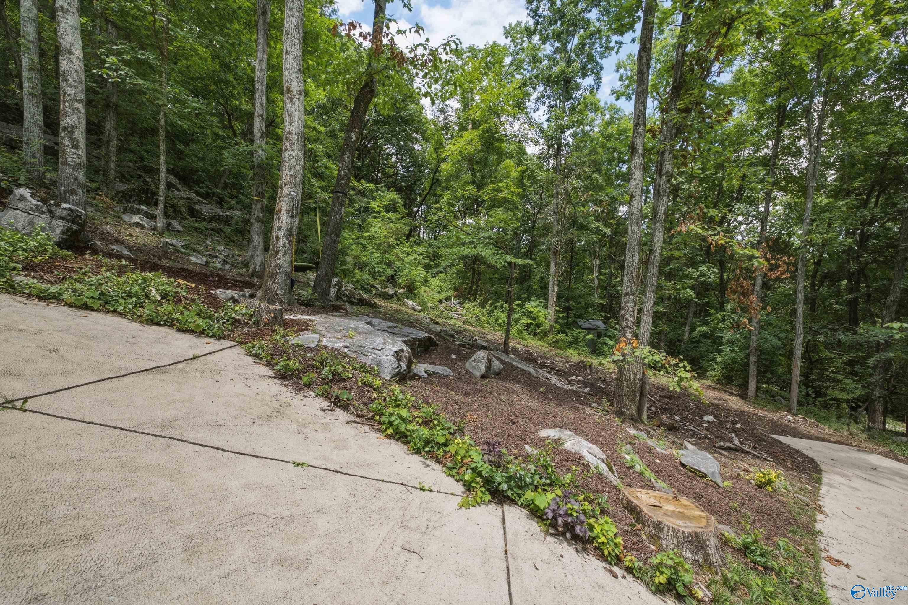 1100 Summerwood Circle SE