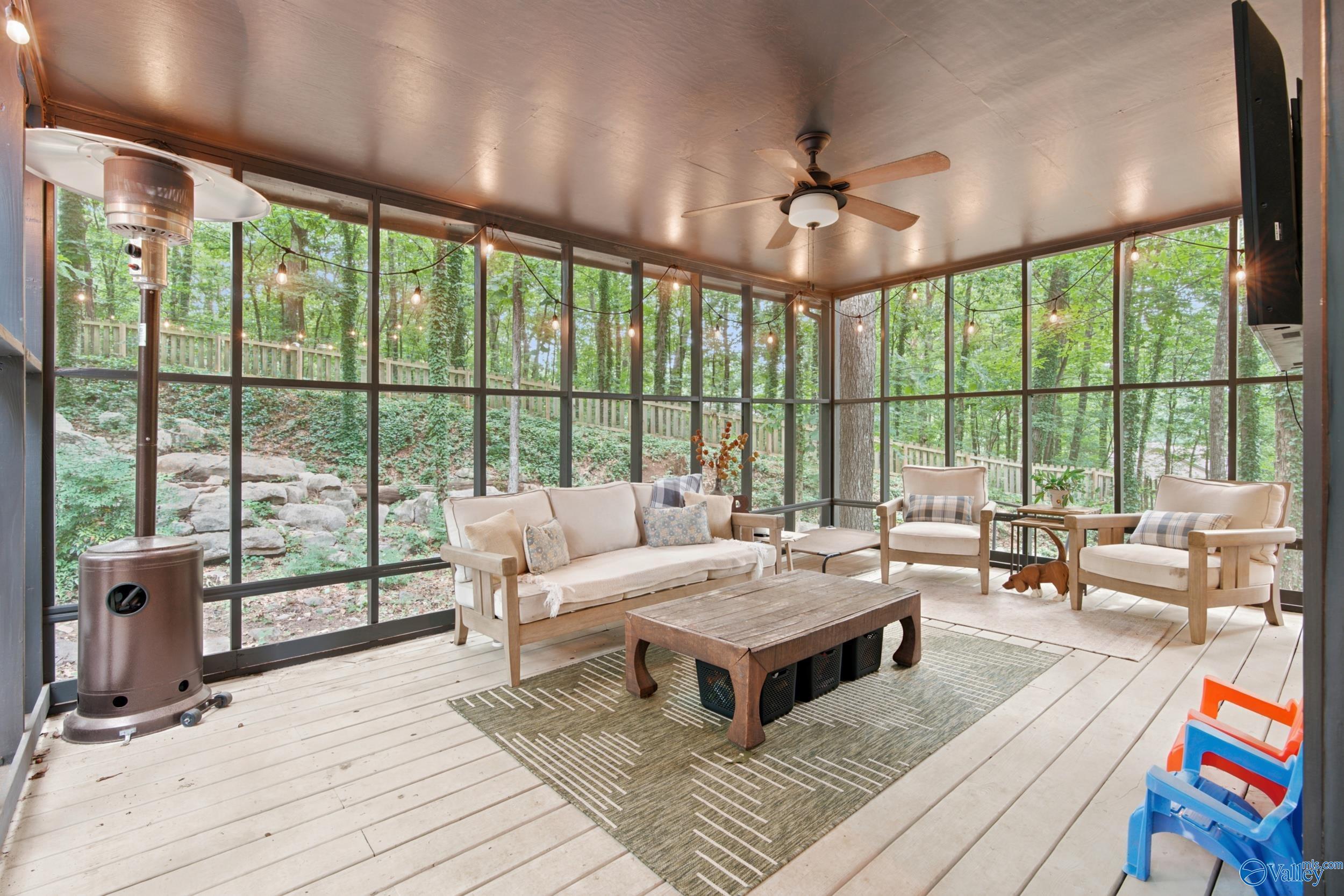 128 Kensington Drive